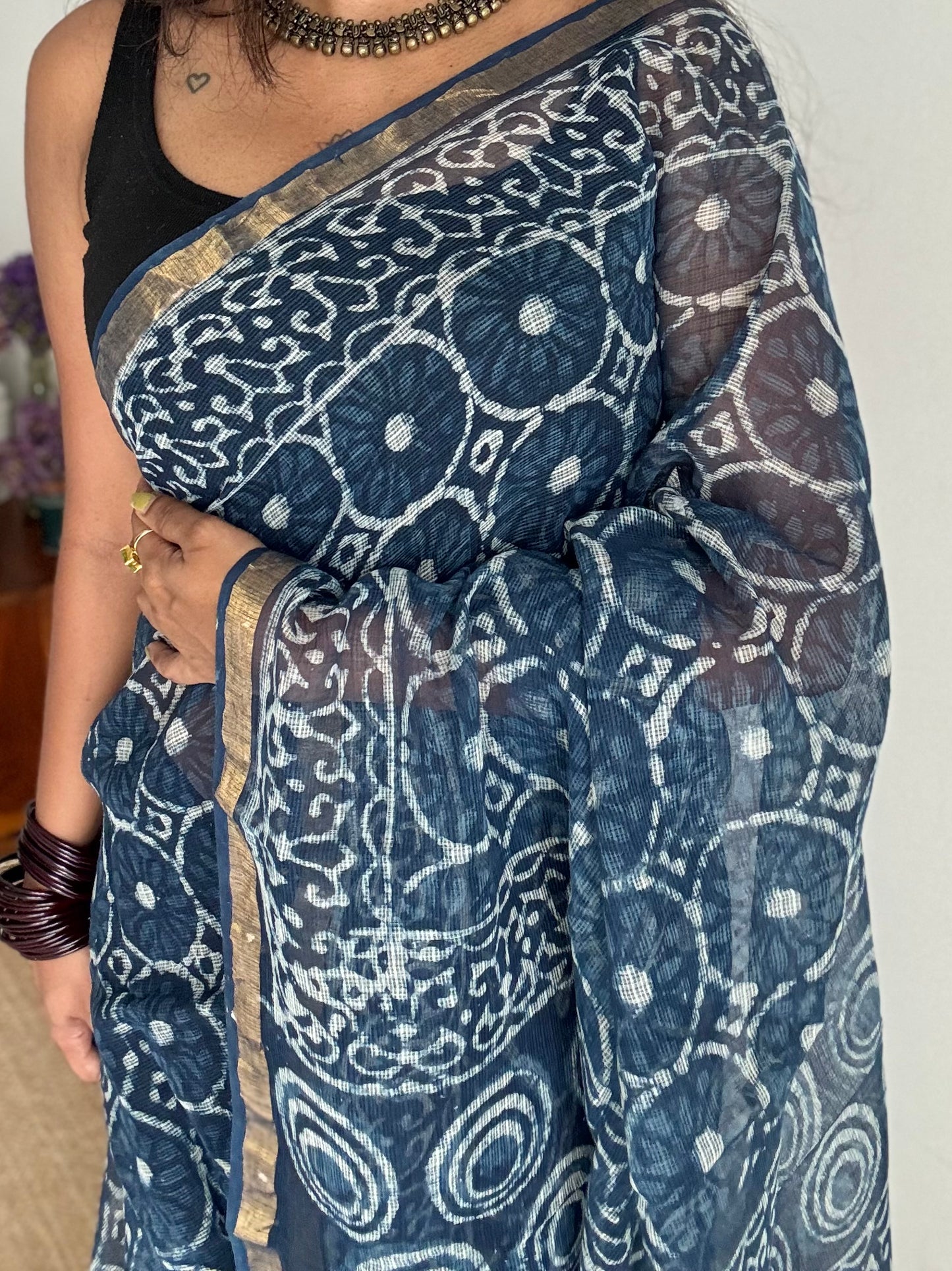 Neel Full Volume - indigo floral kota doria saree, with gold zari border - YCTORKDAP06