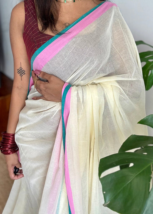 Ivory mul saree, pink and dark cyan border - YCIEON09