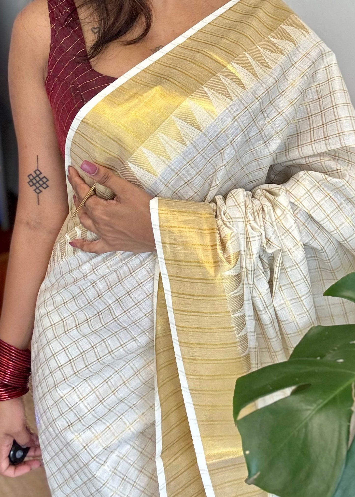 Ivory and gold kerala kasavu saree, checkered, temple border - YCIEON46
