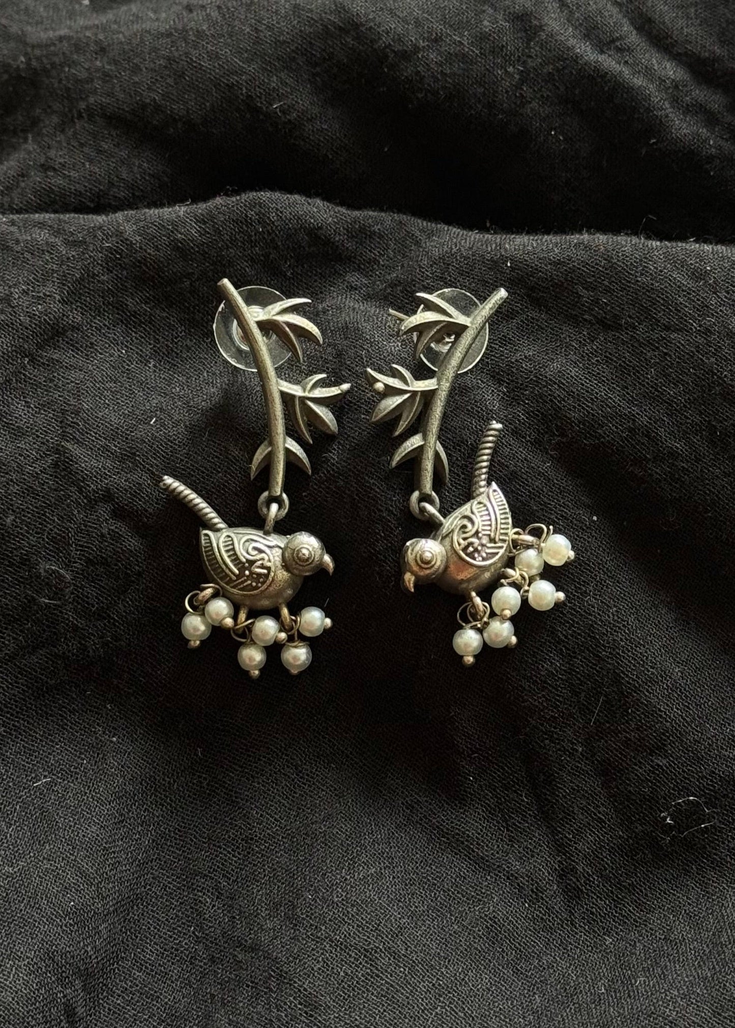 Leaf and bird, dangler earring - YCOSED591