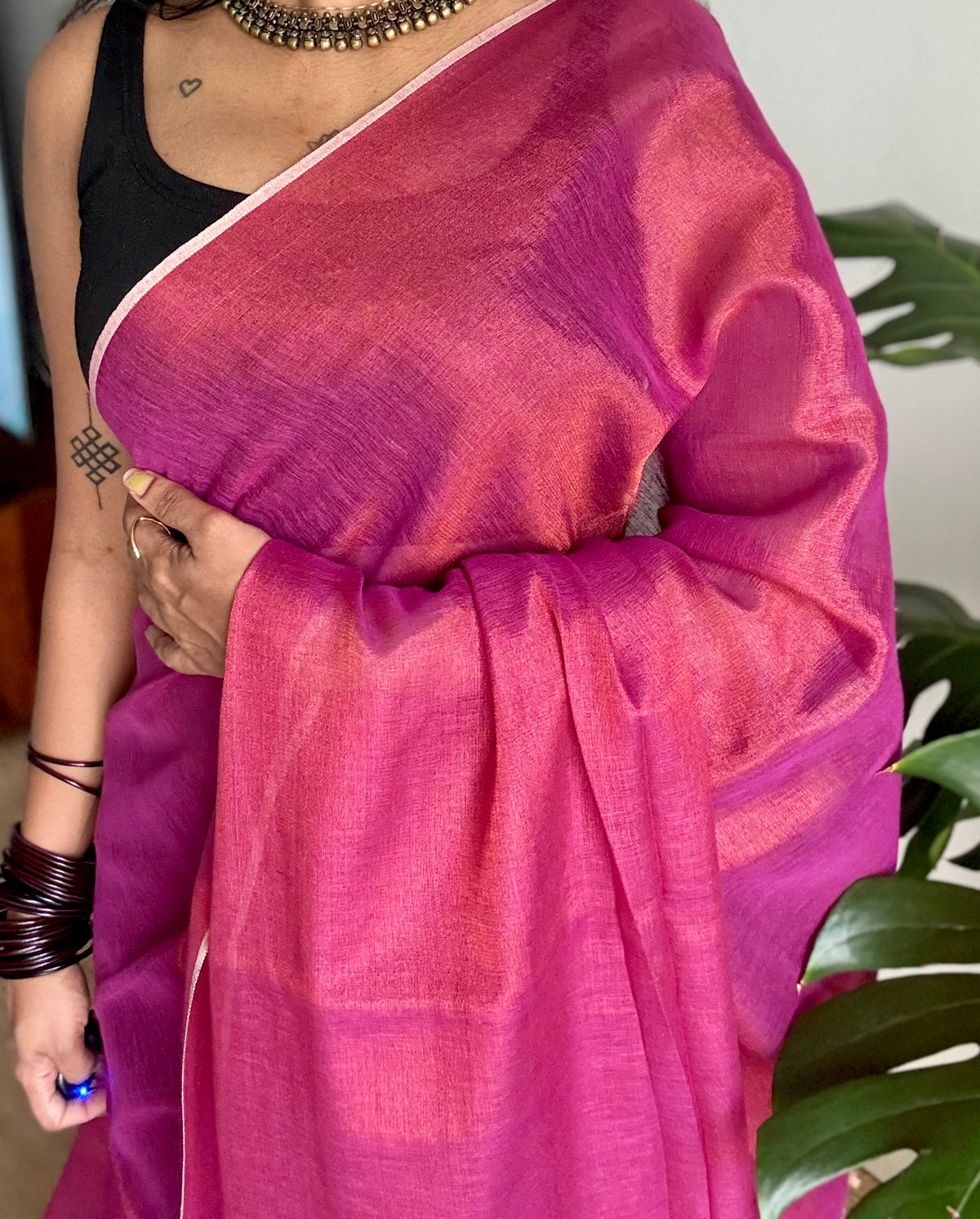 Magenta pink with gold, dual tone metallic tissue linen saree - YCBCLTOC57