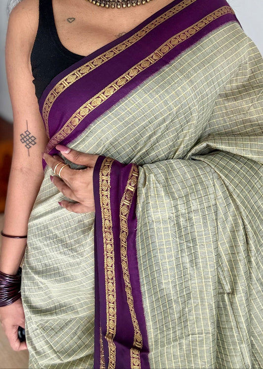 Grey with wine contrast arani checkered saree, cotton silk - YCCOTNAUG11