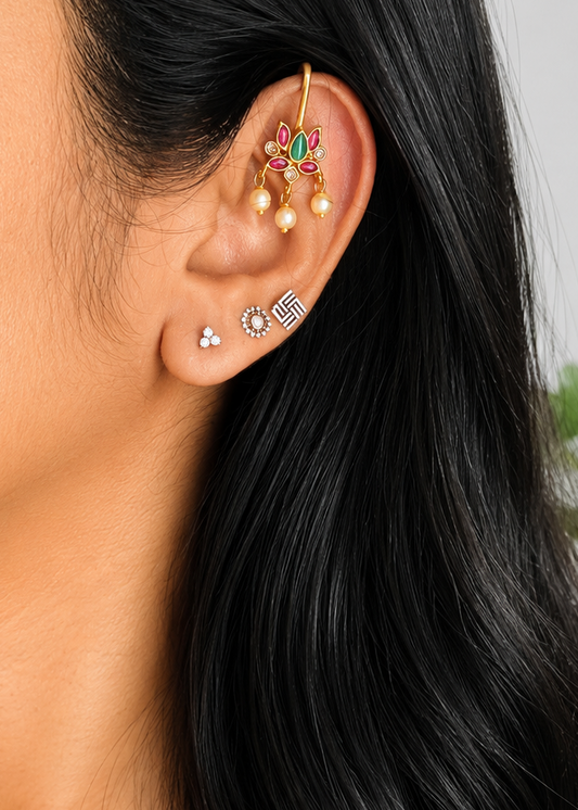 Bugadi clip-on (non pierced), lotus in green, ruby and white - YCGPBU835