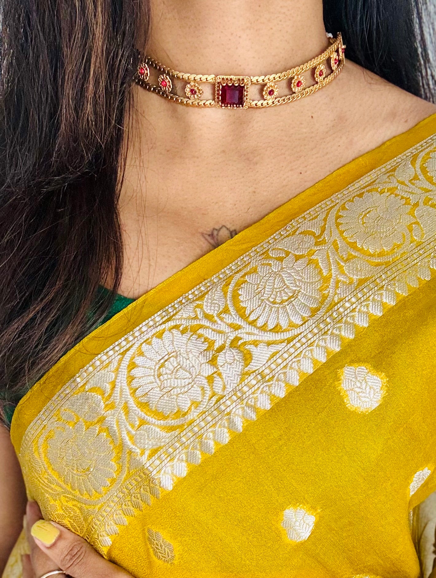 Floral choker neckpiece with red stones, with earrings - YCGPNP672