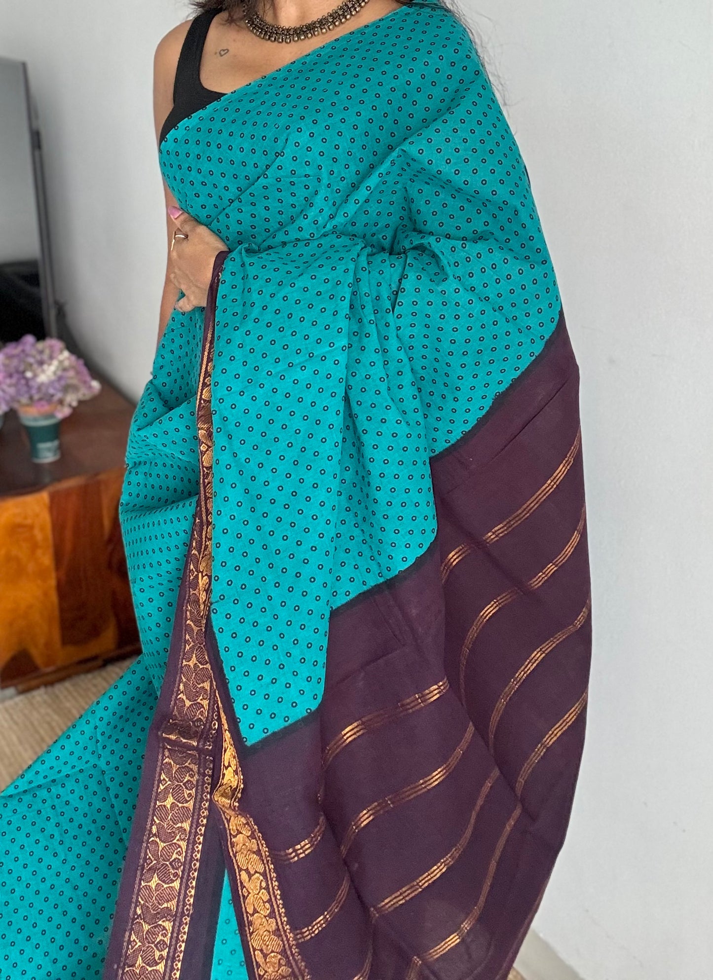 Dark cyan with purple brown, kattuchayam dyed madurai sungudi cotton saree - YCCOTNMSFE07