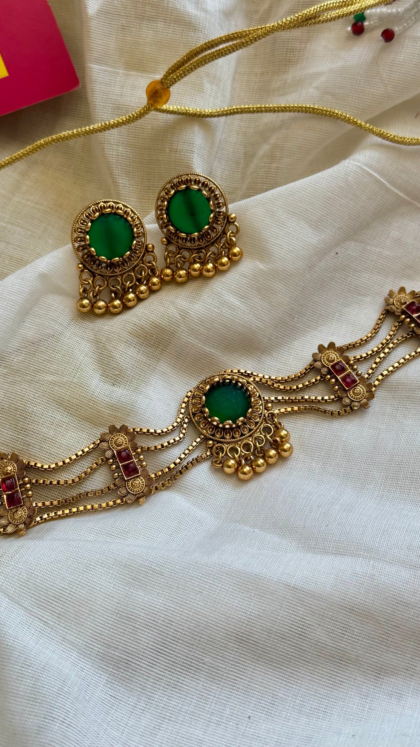 4 layered choker neckpiece with green pendant, with earrings - YCGPNP627