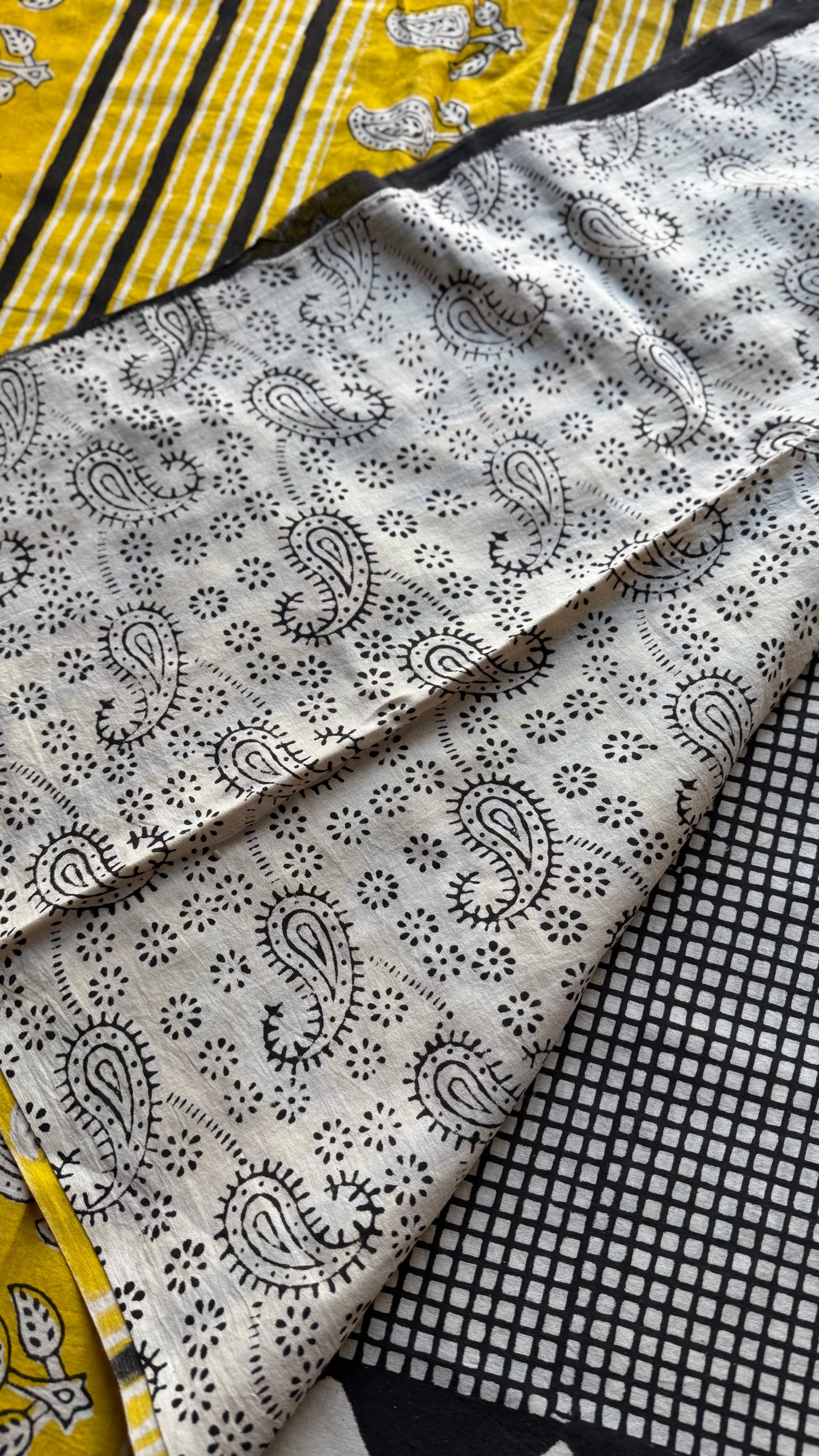 Black and white checks, block print, soft cotton - YCTORNOBP97