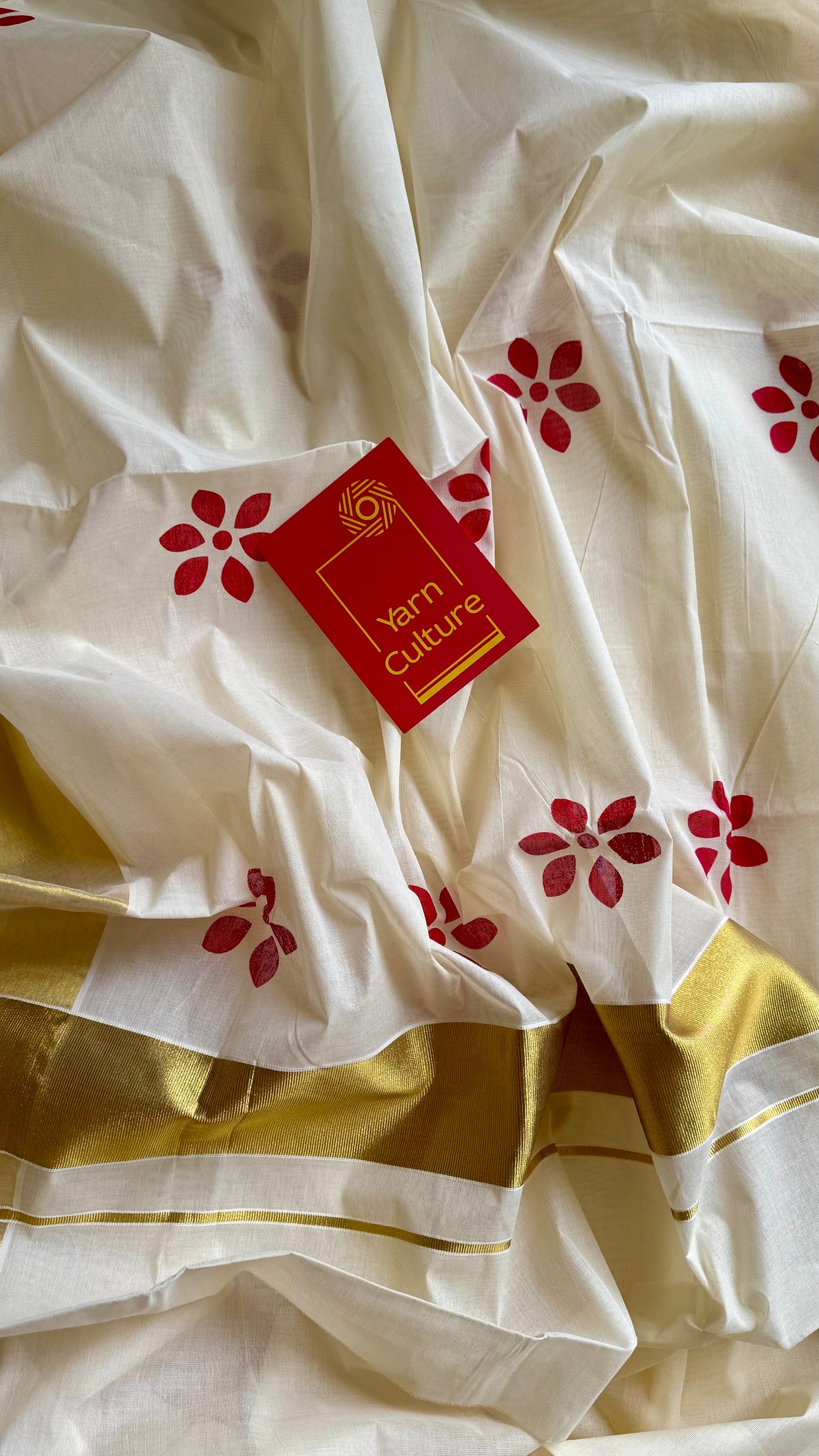Ivory and gold soft cotton kasavu saree, red flowers - YCIEON80