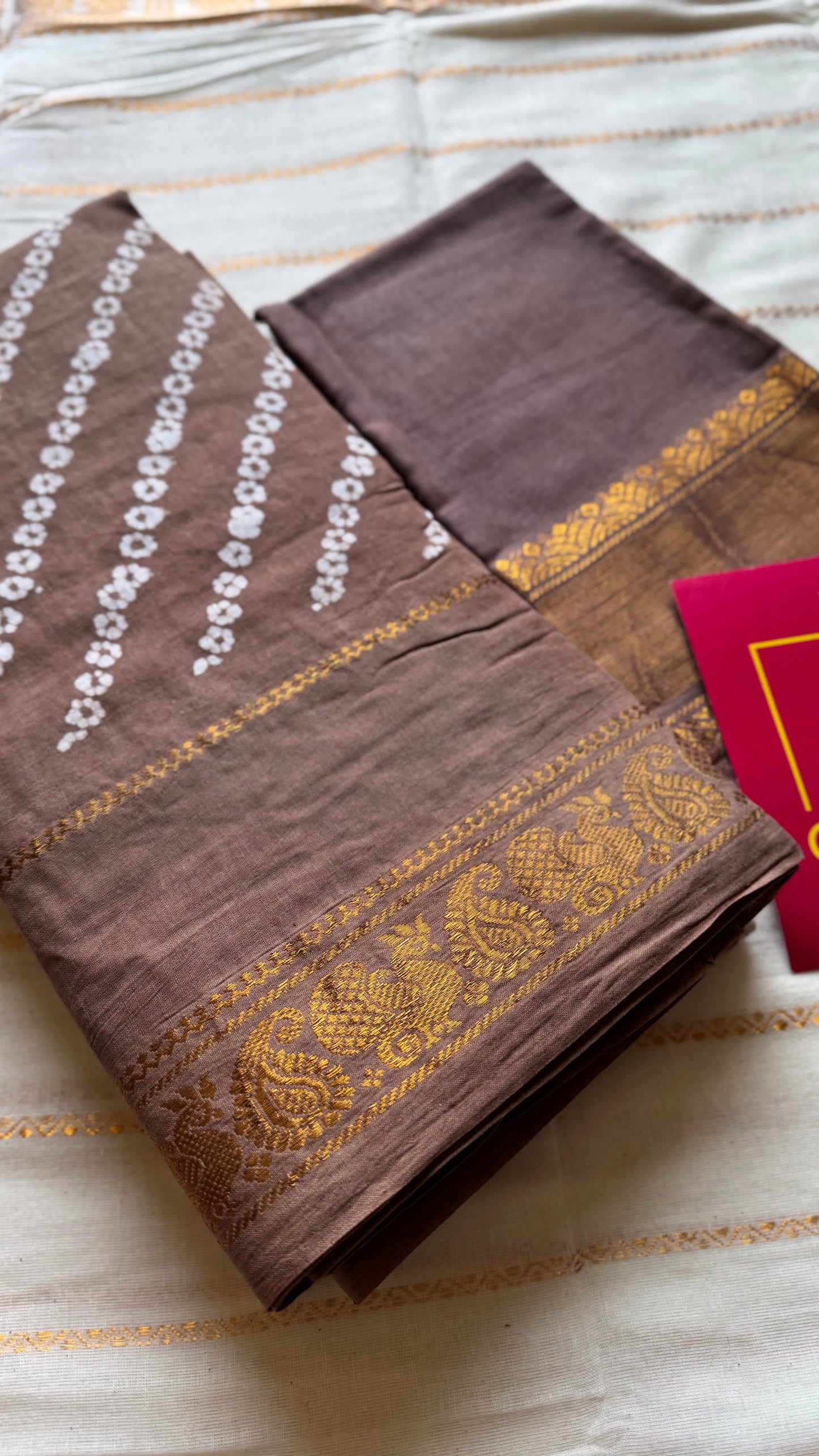 Earthy brown, wax dot printed sungudi, kattuchayam dyed madurai cotton - YCCOTNMSAP158