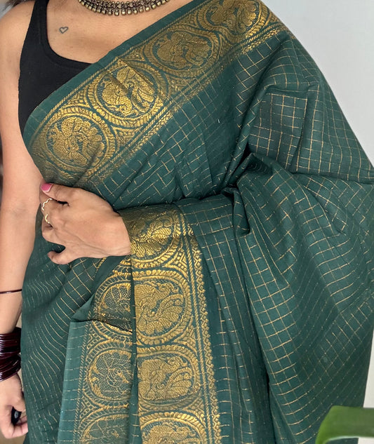 Dark green zari checkered sungudi, kattuchayam dyed madurai cotton - YCCOTNMSAP114