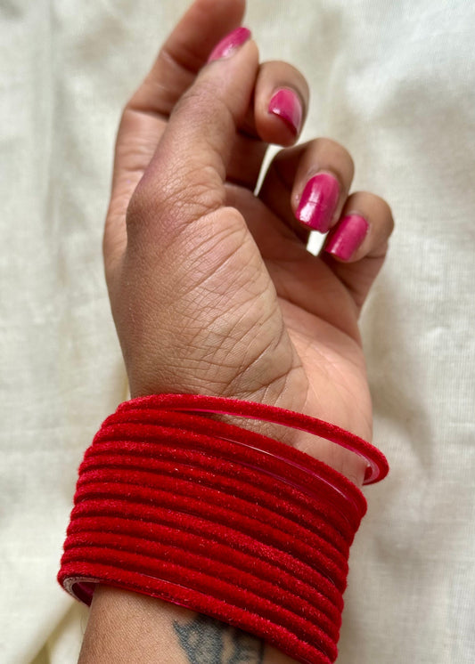 Chilli red velvet glass bangles, set of 12 - YCBANGL365
