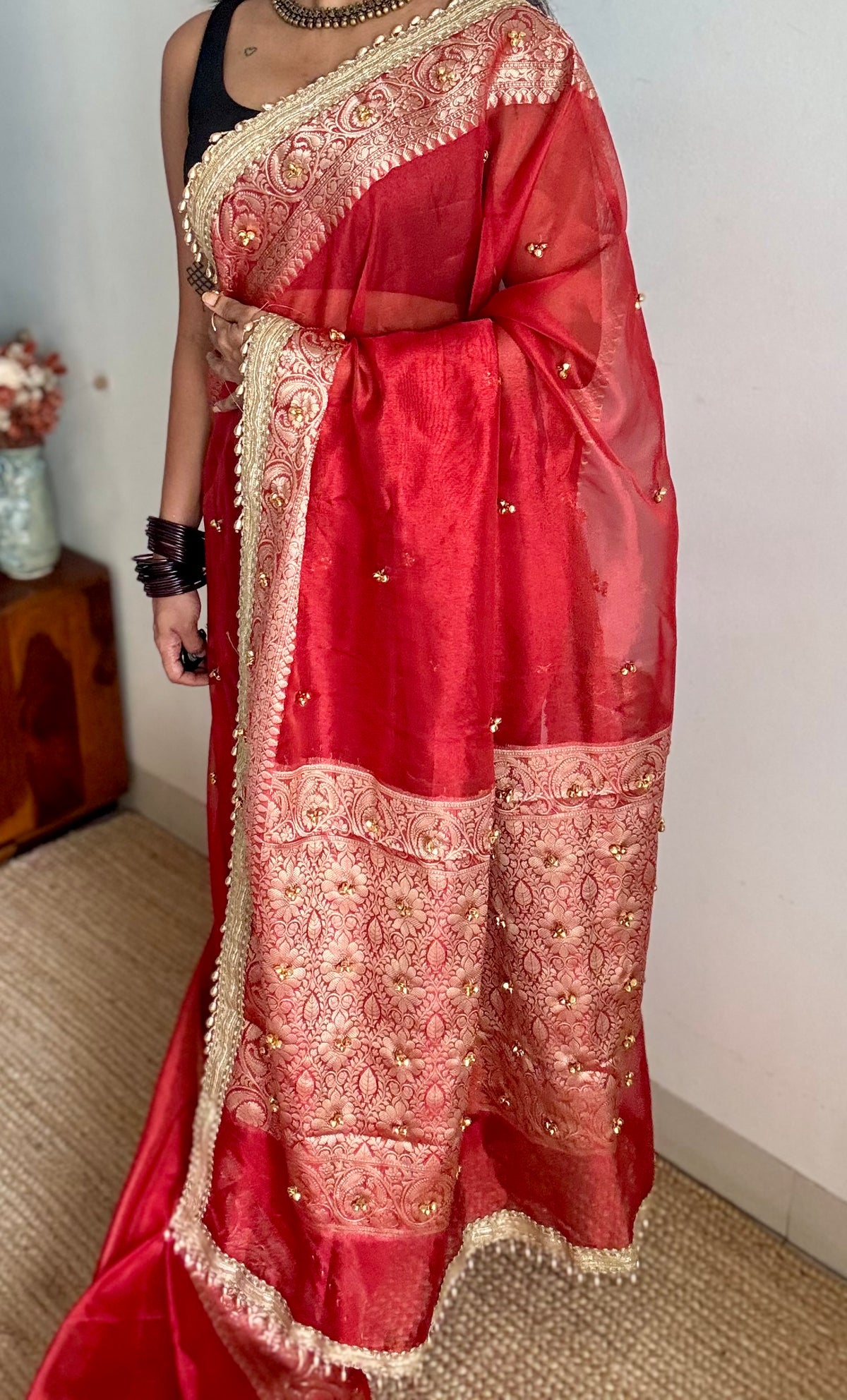 Red gold tissue Banarasi saree with ghungroo embellishments and beaded lace zari border - YCBLTOC69