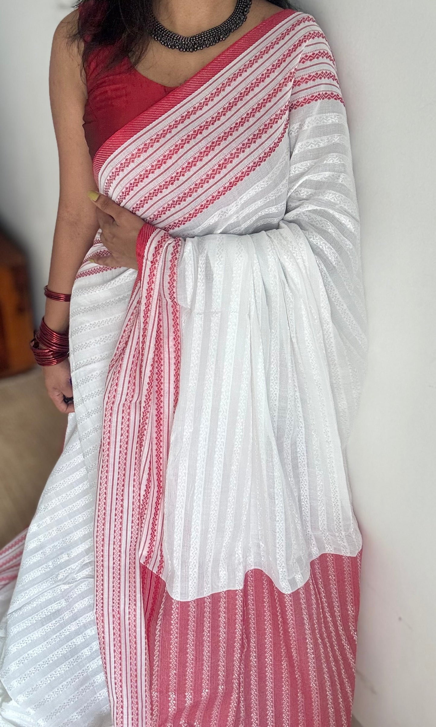 White with red patterned border, self pattern, soft cotton - YCBCDP09