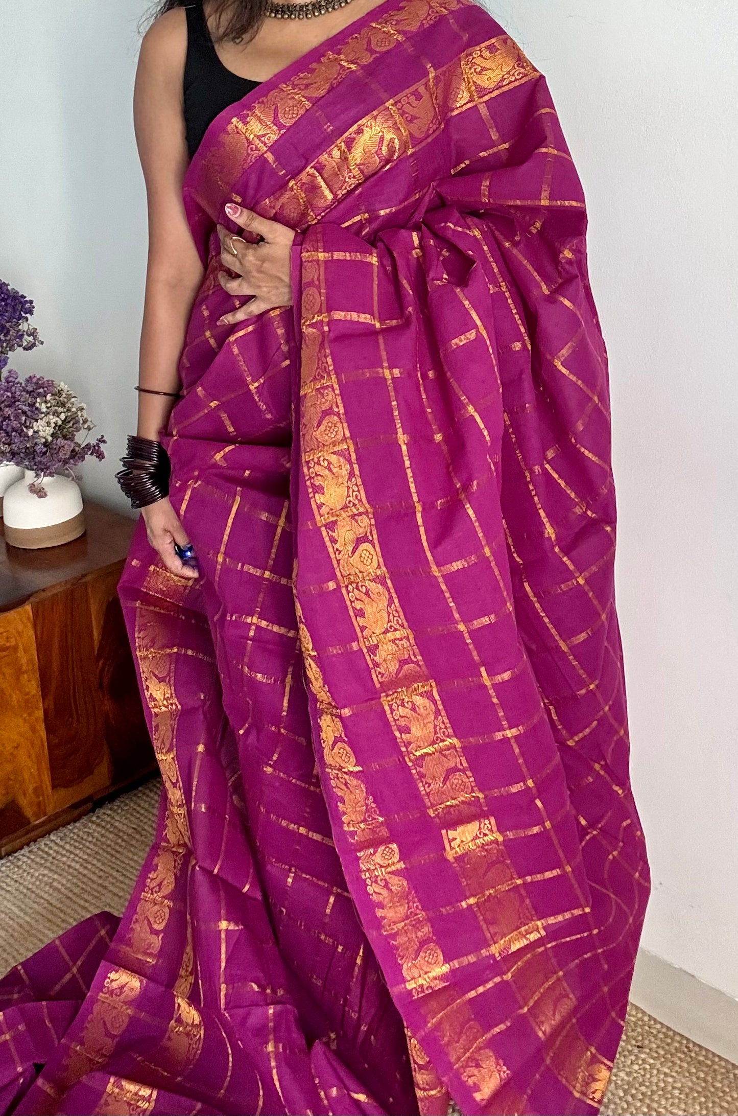 Purple pink (vadamalli) pavithra kattam with motif double border, kattuchayam dyed madurai cotton saree - YCCOTNMSAP179