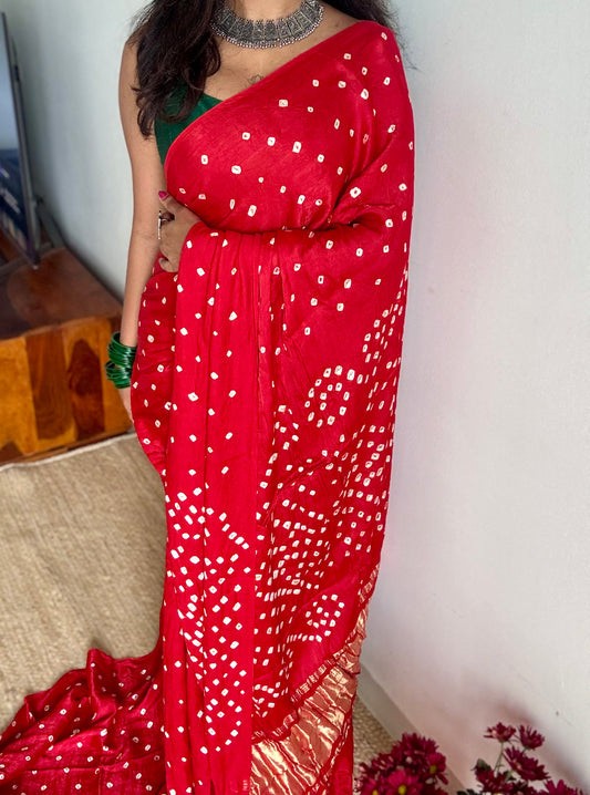 Red crushed bandhani modal silk with lagdi patta (zari pallu)  - YCDESE28
