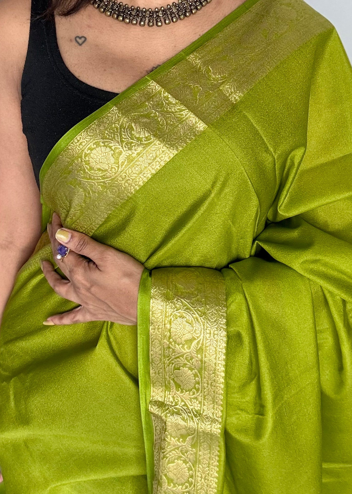 mysore semi crepe silk saree, mango motif zari border saree, mysore silk saree, lightweight silk saree, festive silk saree, traditional silk saree