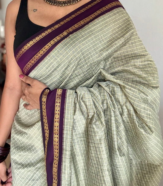 Grey with wine contrast arani checkered saree, cotton silk - YCCOTNMA276