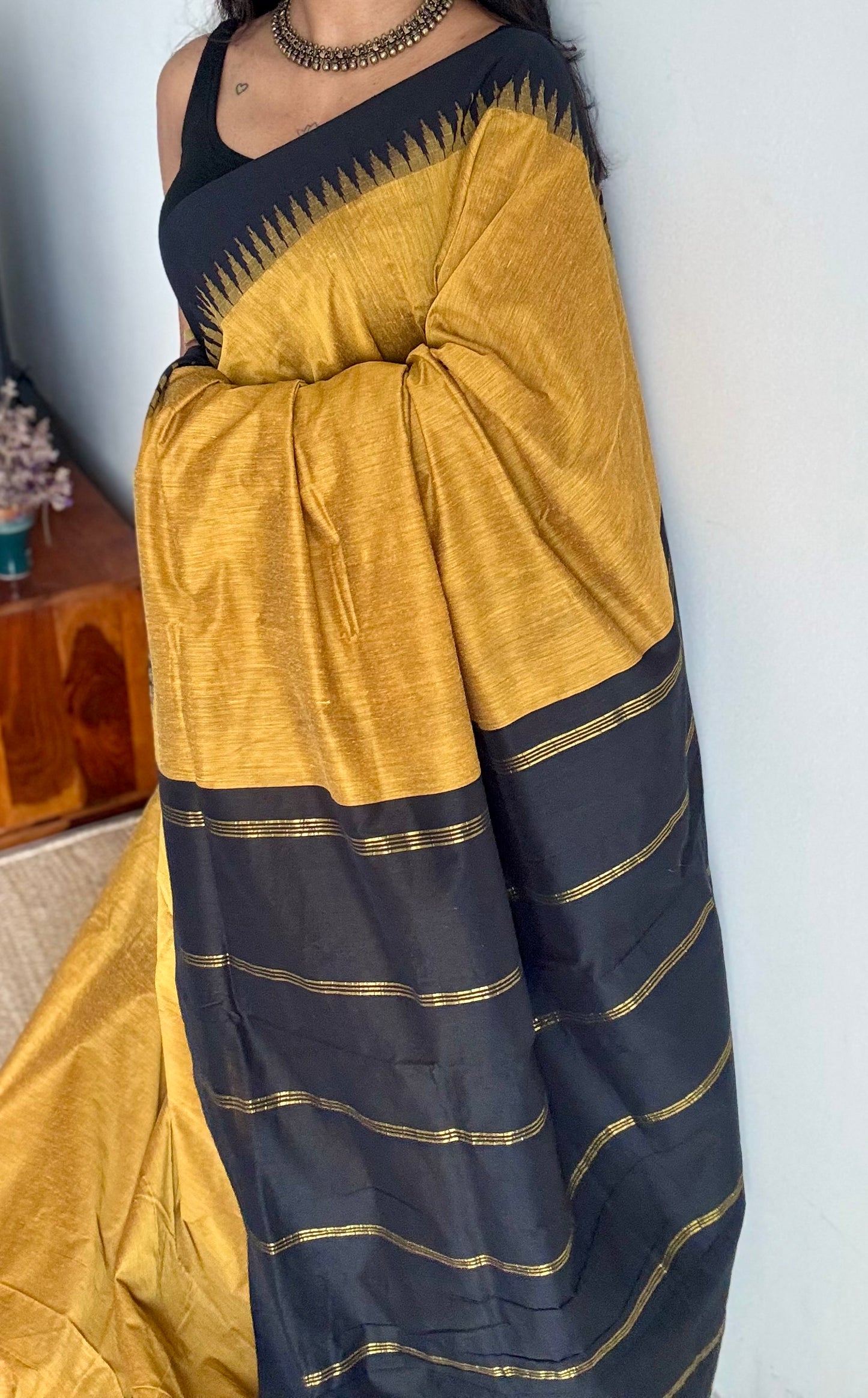 Yellow with black temple border - cotton silk - YCCOTNOCKCS1