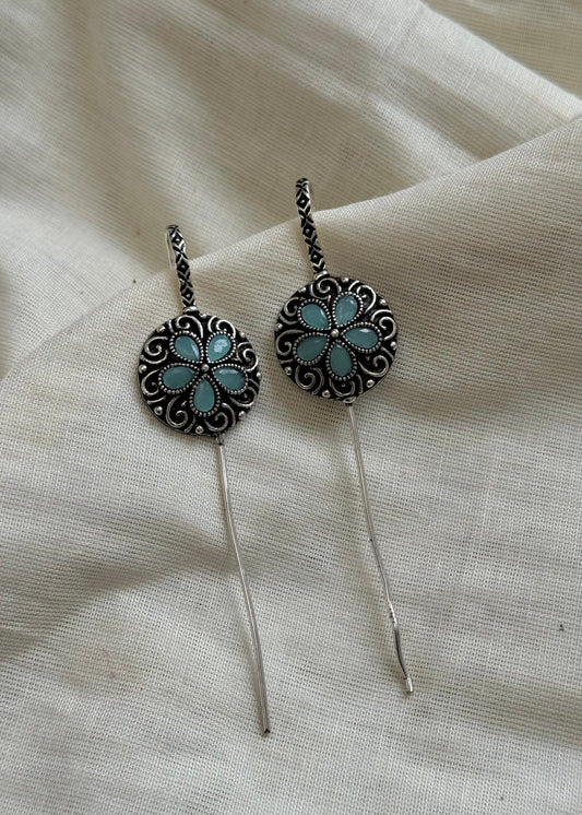 Oxidised silver, powder blue stone, round floral earcuff - YCOSEEC300