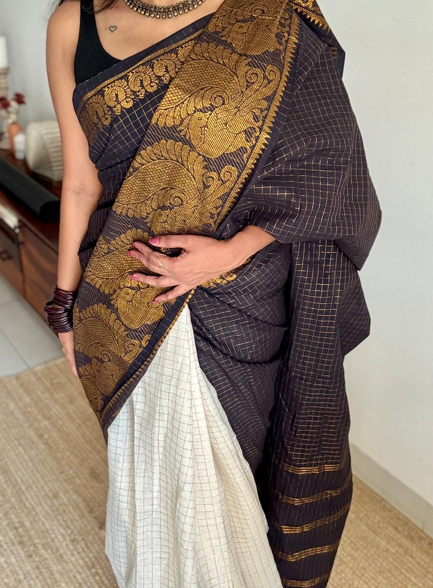 Black with ivory and red border, sungudi cotton half-half saree - YCCOTNIDMA312