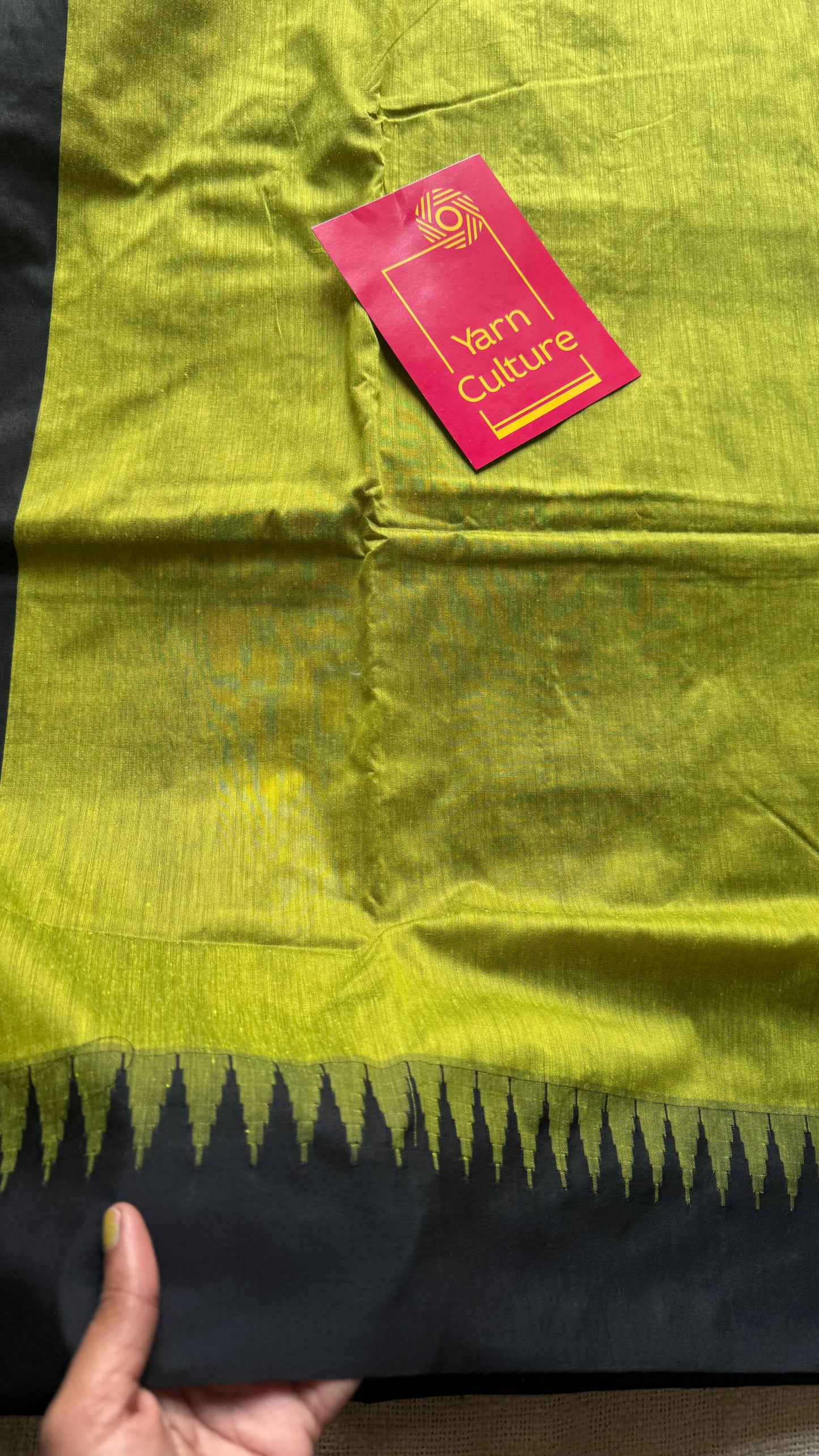 Lime green with black contrast, temple border saree, cotton silk - YCCOTNTBFE60