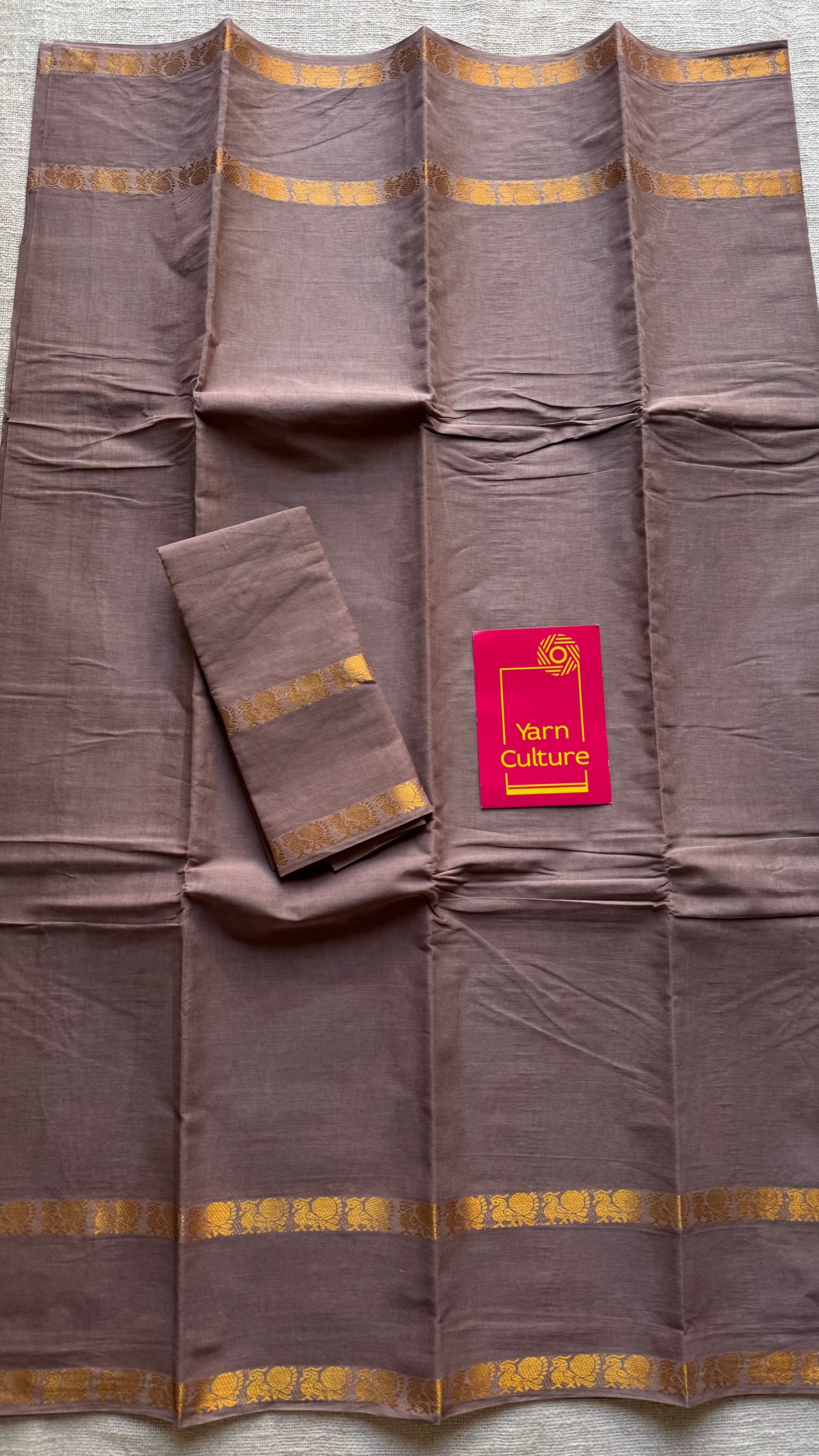 Light beige brown rettaipettu peacock double bordered, kattuchayam dyed madurai cotton saree - YCCOTNMSFE329