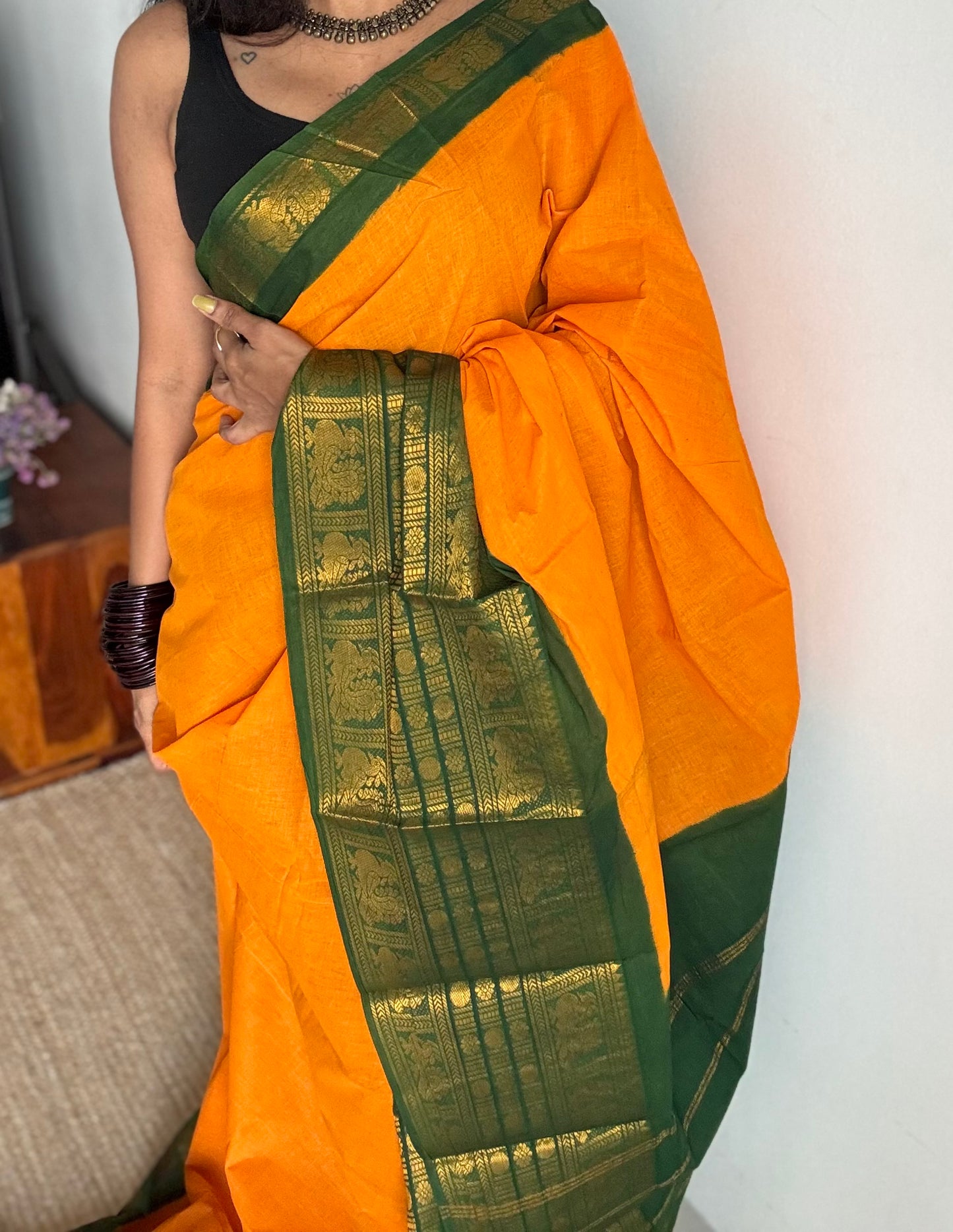 Mango yellow with green border, sungudi, madurai soft cotton - YCCOTNSUJA01