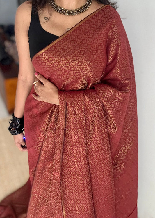 Maroon and gold brocade pattern in mul - YCBCFEJUBM07