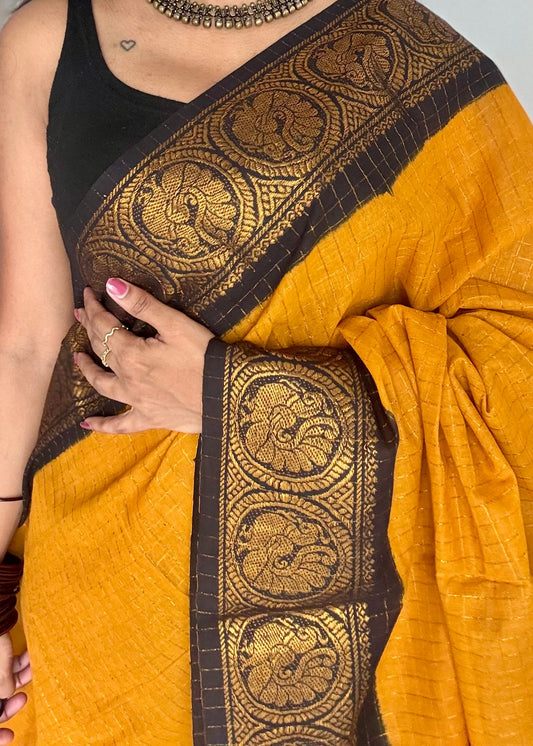 Yellow with black contrast zari checkered sungudi, kattuchayam dyed madurai cotton - YCCOTNMSAP94