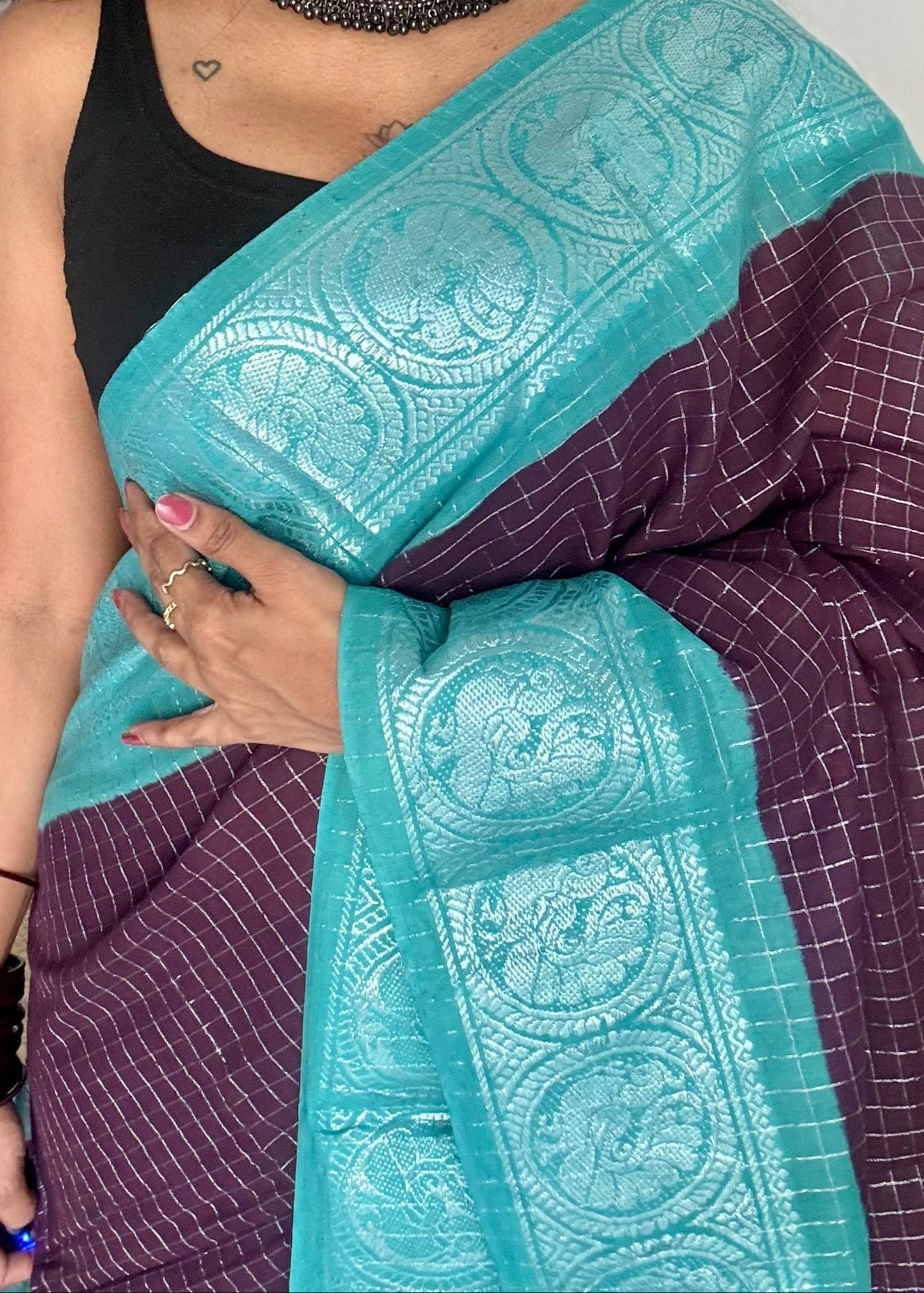 Purple brown with turquoise, silver zari checkered sungudi, kattuchayam dyed madurai cotton - YCCOTNMSAP106