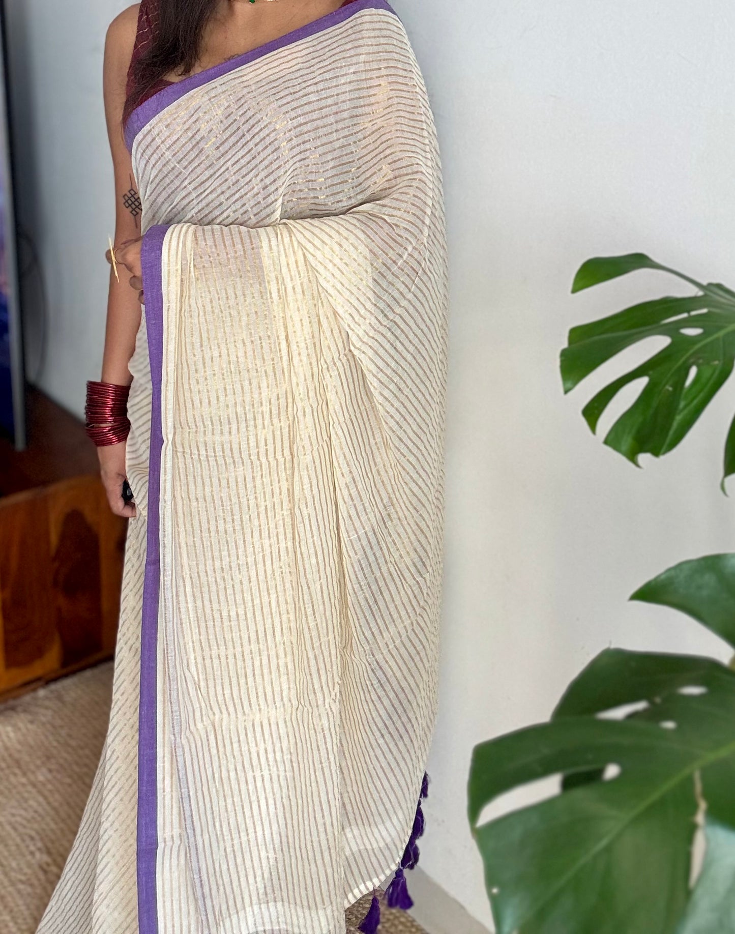 Ivory mul saree, gold stripes, purple border - YCIEON21