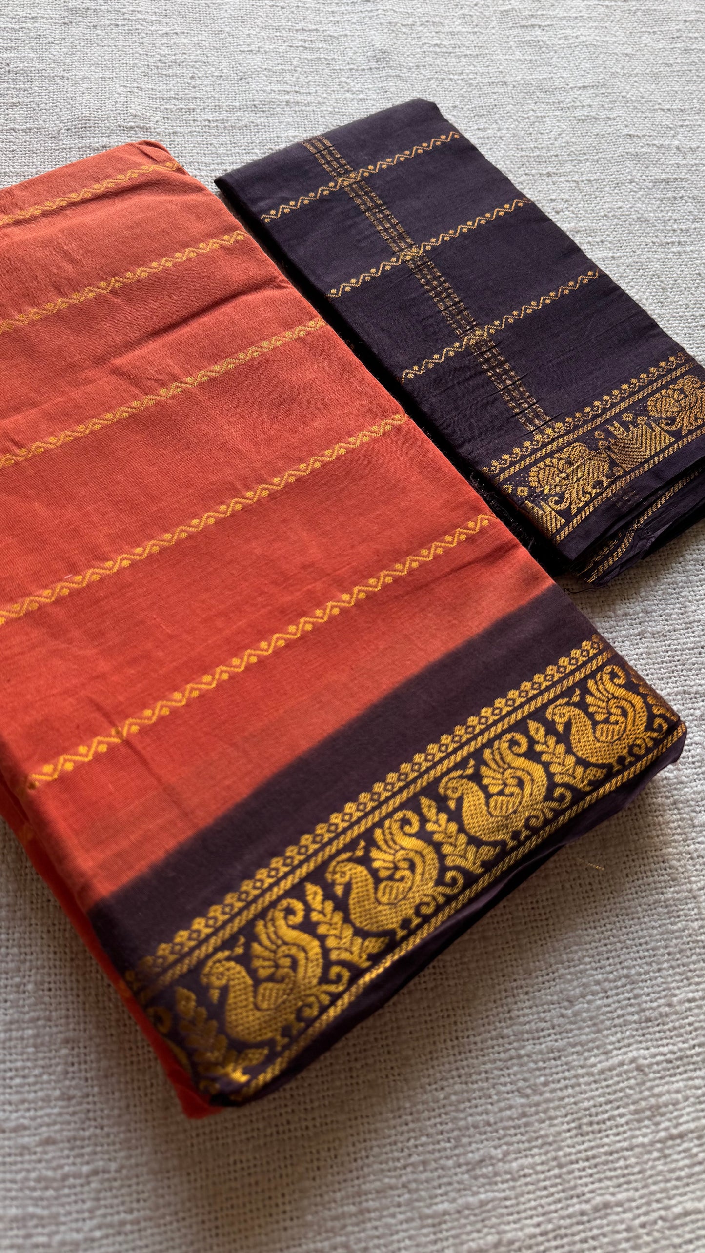 Orange with brown velthaari patterned kattuchayam dyed madurai cotton saree - YCCOTNMSFE274