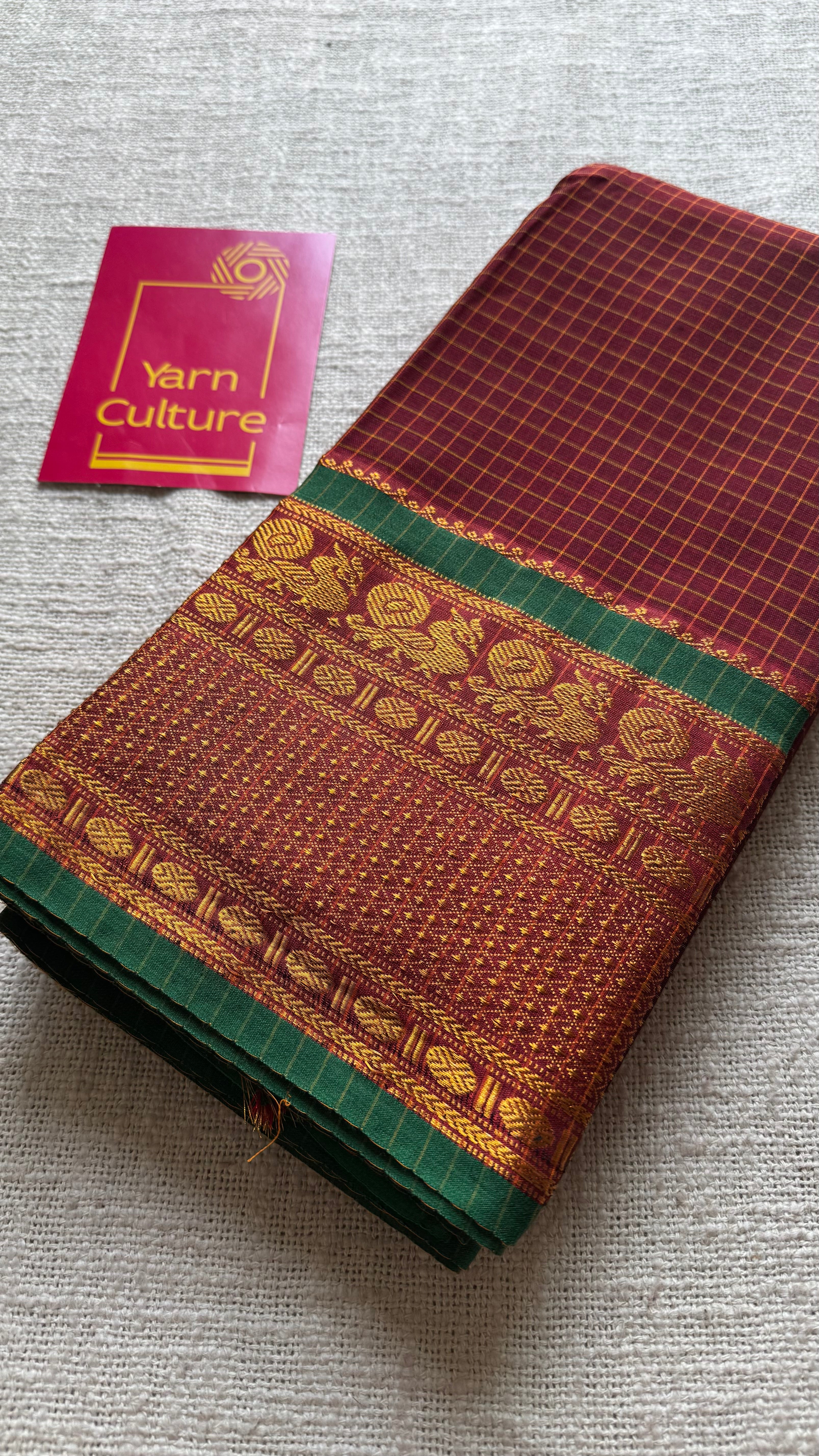 saranページ Maroon checks with zari border, premium narayanpet, soft