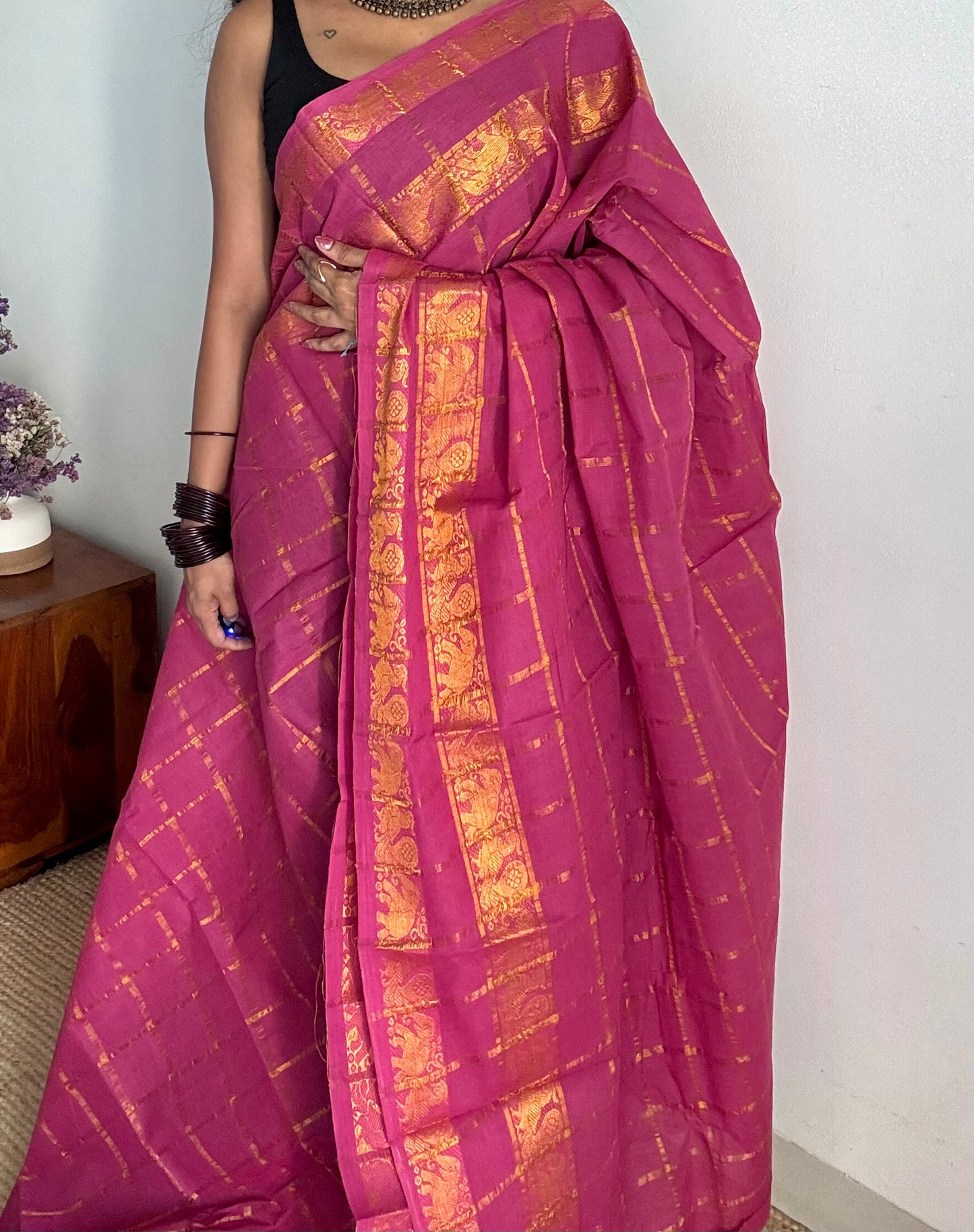 Mauve pink pavithra kattam with motif double border, kattuchayam dyed madurai cotton saree - YCCOTNMSAP178
