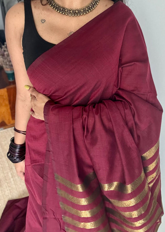 Maroon khadi with antique gold pallu - YCBCKZPSE05