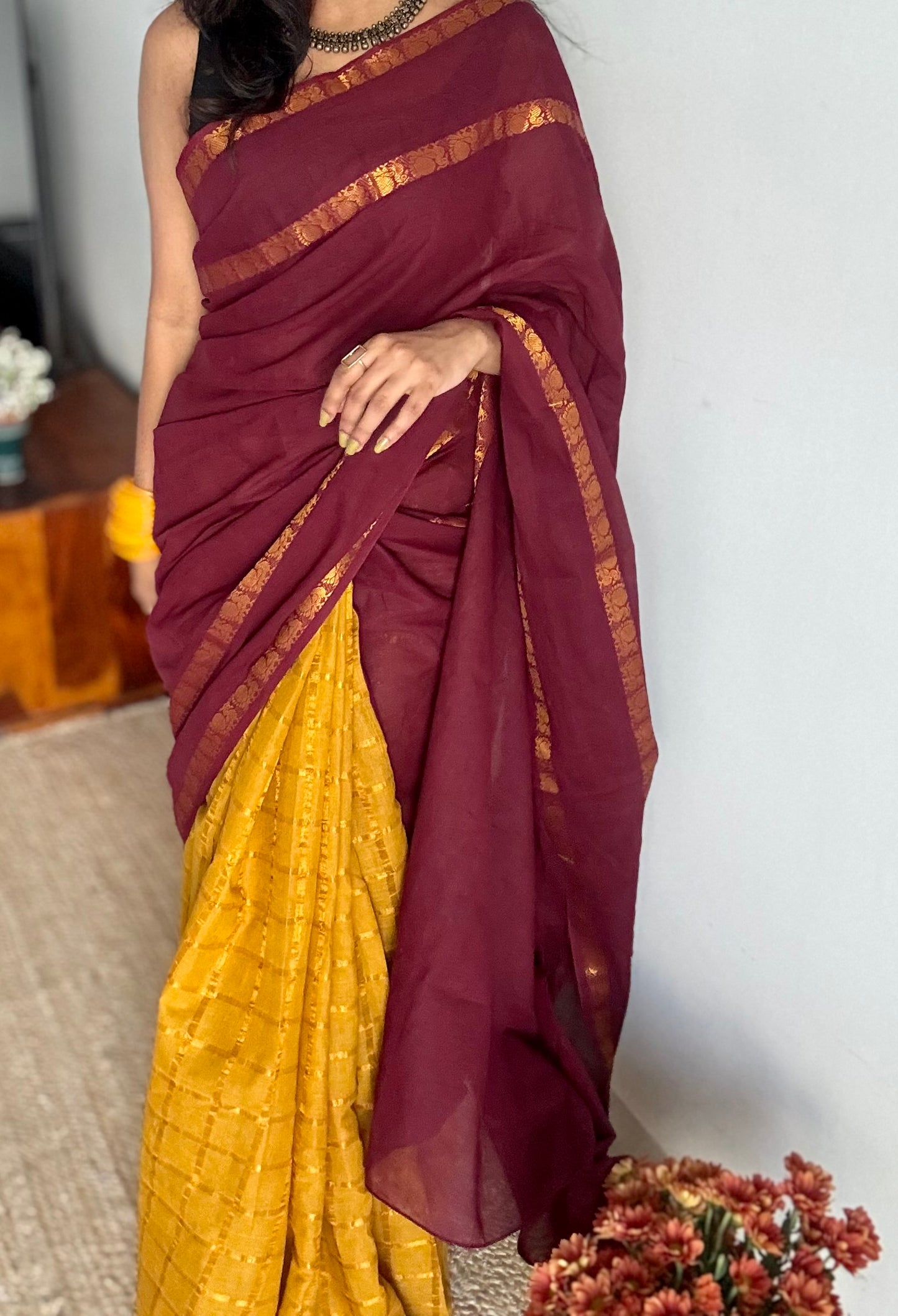 Kandigai (கண்டிகை): maroon with ginger yellow, sungudi cotton - YCENOID11