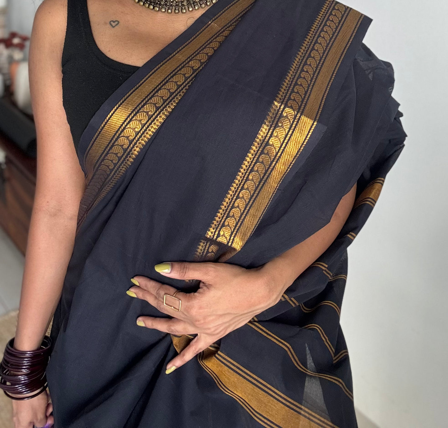 Chettinad cotton saree in black with thin paisley zari motif border - YCCOTNJUCC07