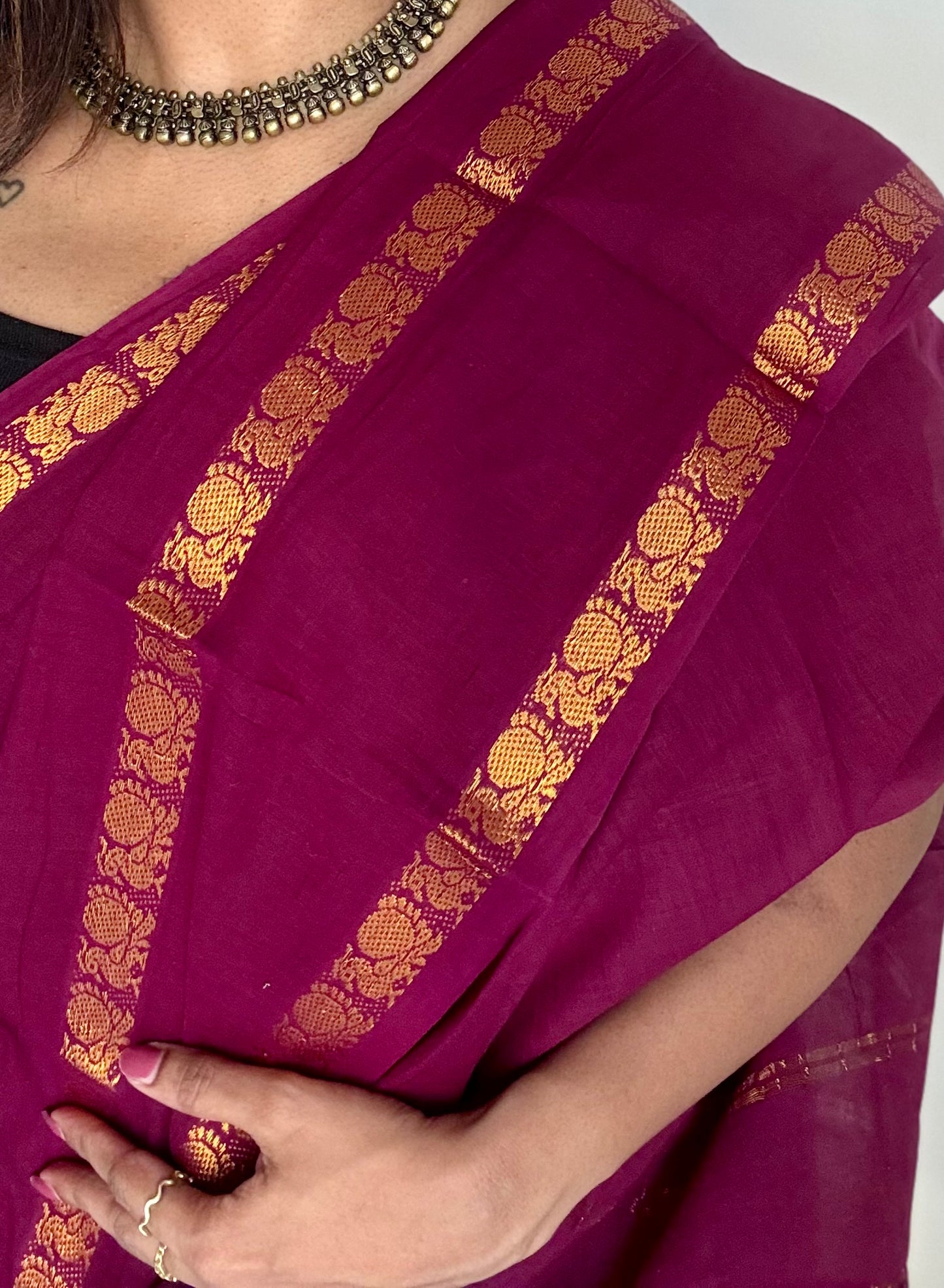 Dark purple pink (vadamalli) rettaipettu peacock double bordered, kattuchayam dyed madurai cotton saree  - YCCOTNMSAP210