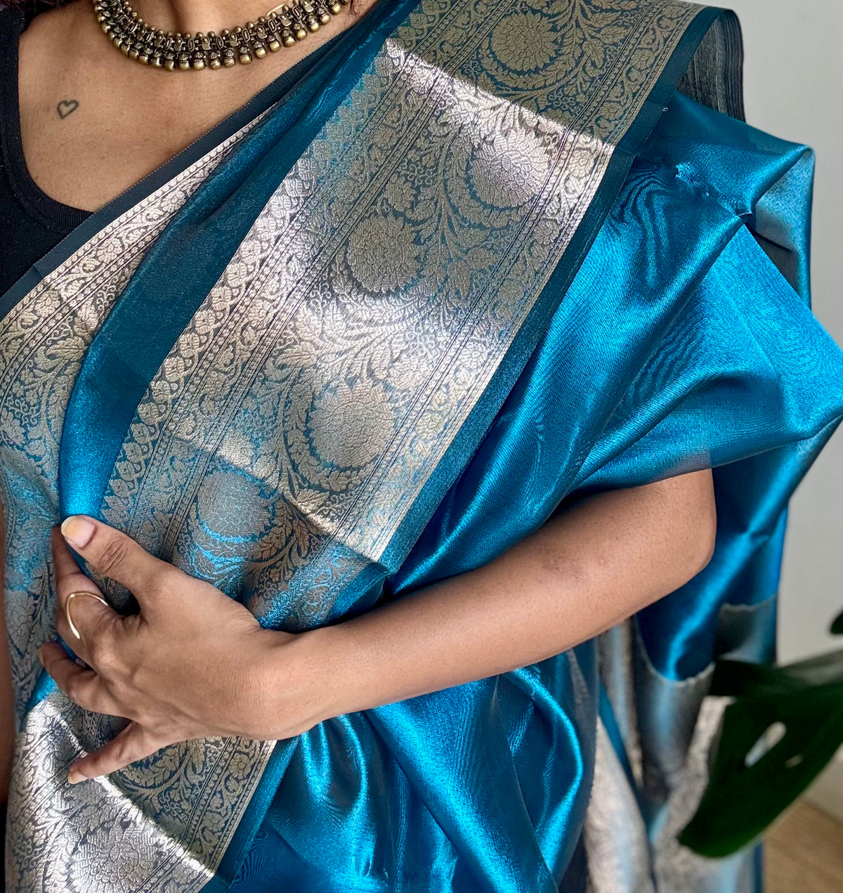 Peacock blue tissue Banarasi saree with zari border - YCBLTOC86