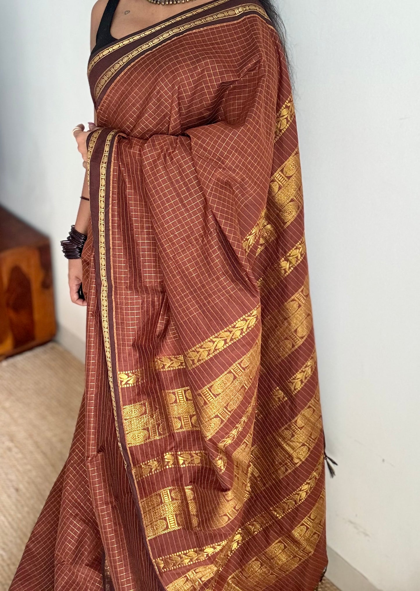Brown, arani zari checks saree, cotton silk - YCCOTNAUG14