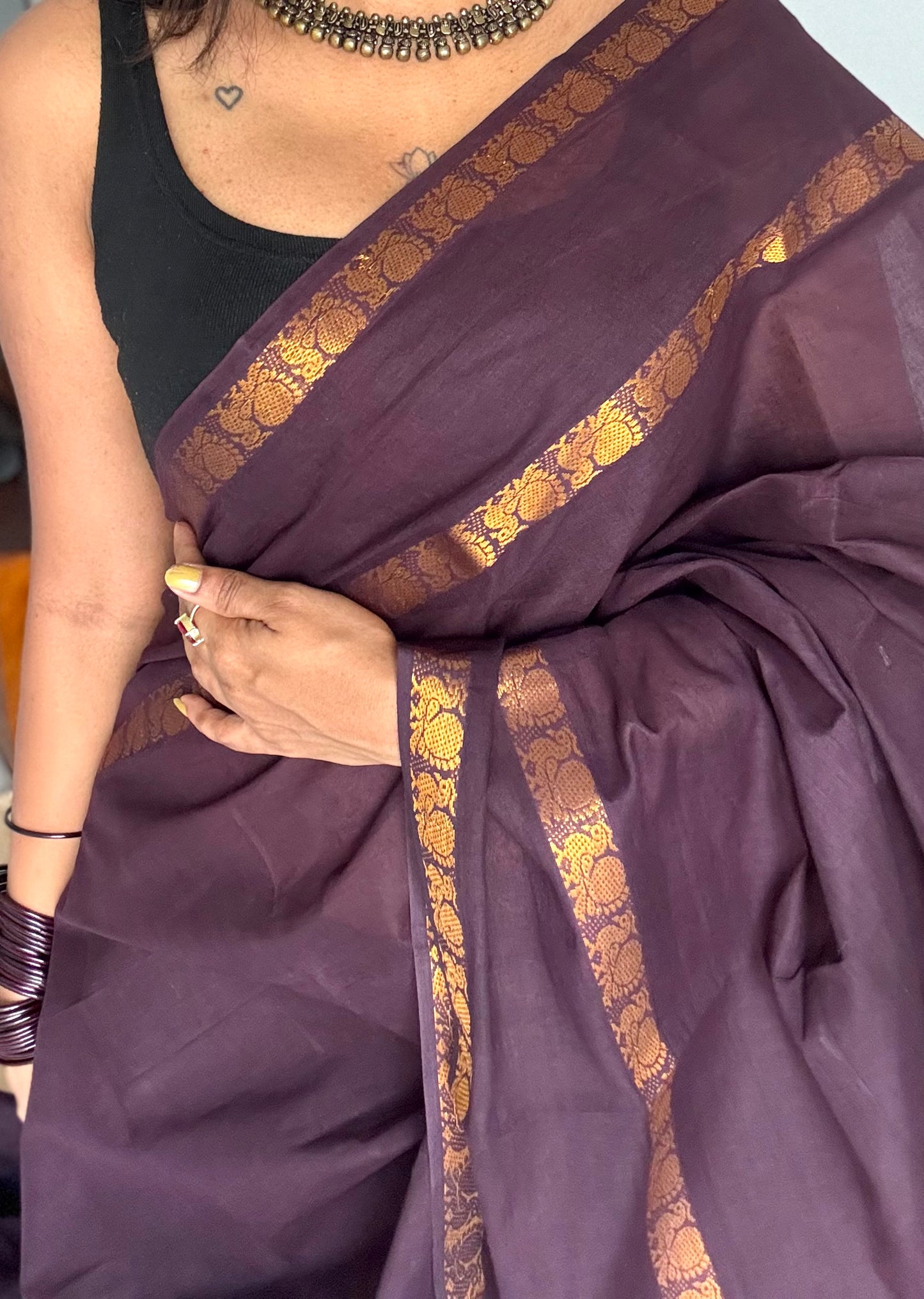 Brown rettaipettu peacock double bordered, kattuchayam dyed madurai cotton saree  - YCCOTNMSFE328