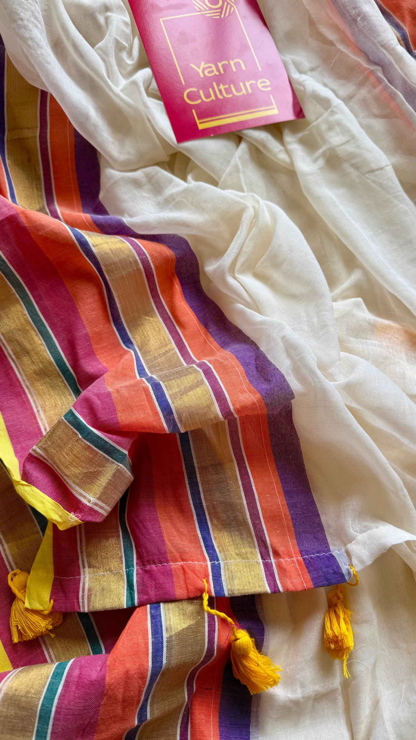 Ivory mul saree, multicoloured border - YCIEON34