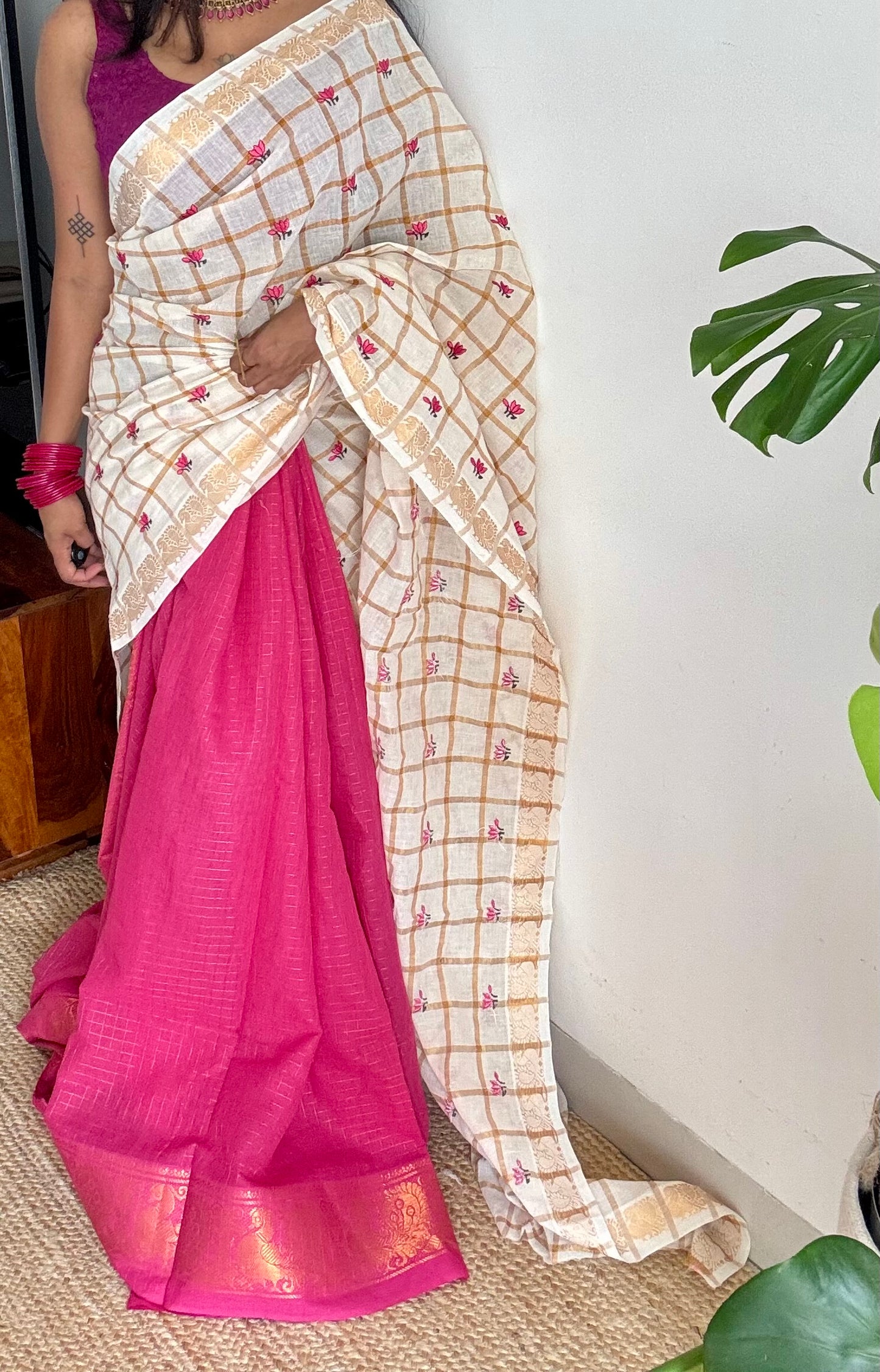 Remya : Thamara Sungudi Kattam - lotus with sungudi cotton half-half checkered saree - YCIEON168