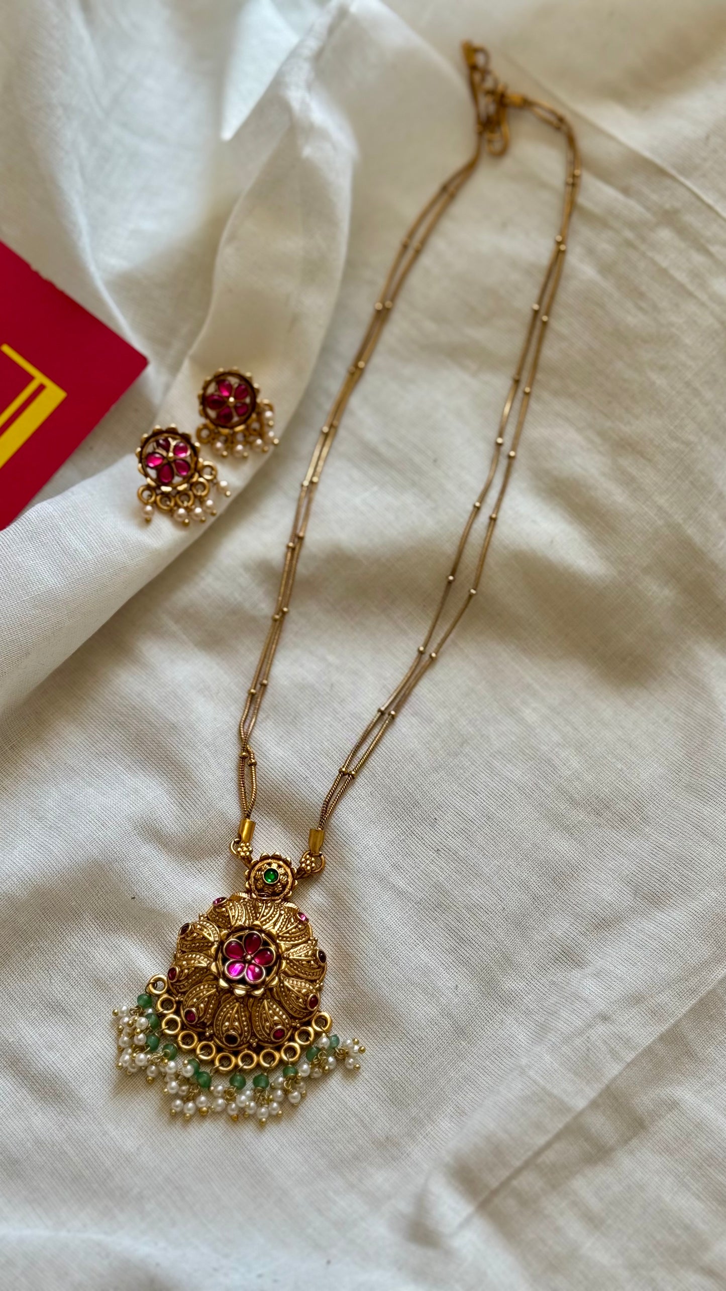 Floral ruby green pendant chain neckpiece with earrings - YCGPNP668