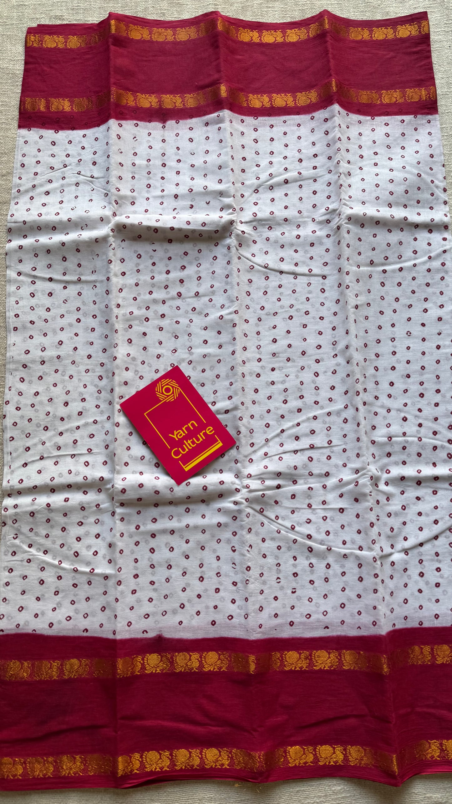 White and red rettaipettu peacock double bordered, kattuchayam dyed madurai cotton saree - YCCOTNMSFE96