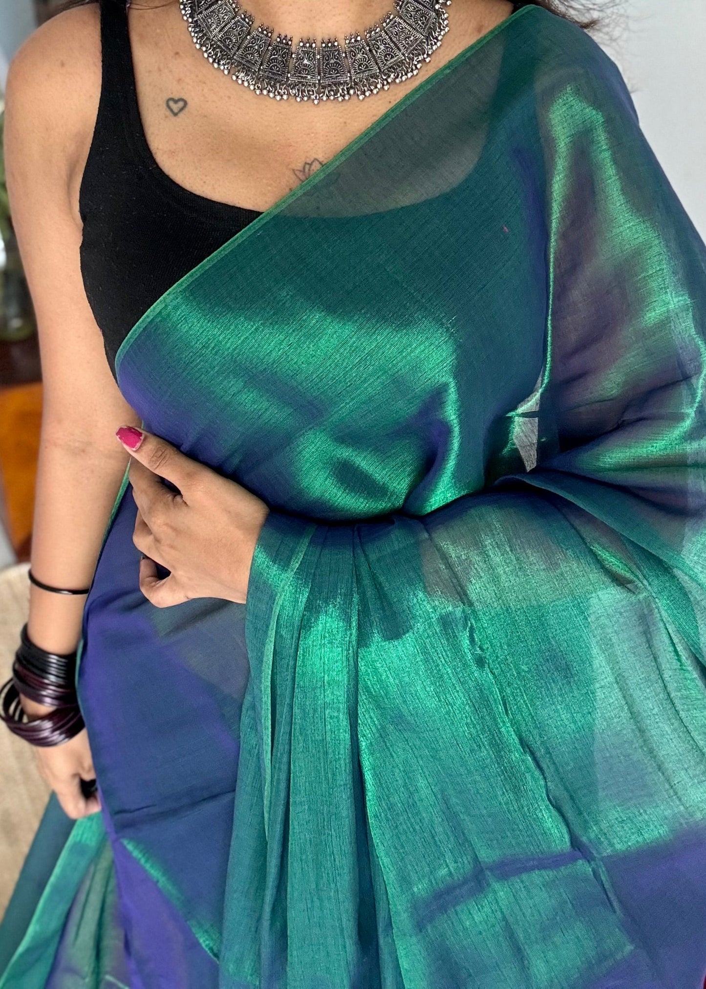 Peacock dual tone coloured mul tissue - YCBCMCLSE61