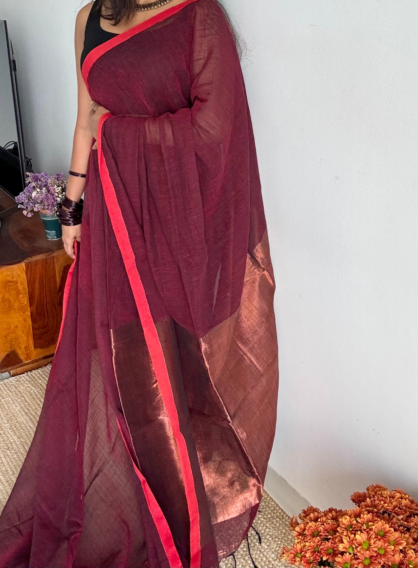 Maroon plain linen by cotton saree with copper zari pallu - YCBCLCFE398