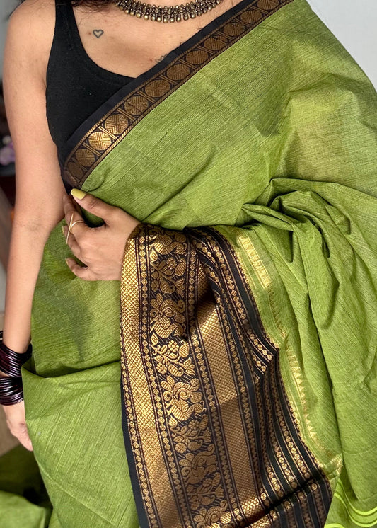 Light green with black wide contrast border, kanchi cotton - YCCOTNKCDE84