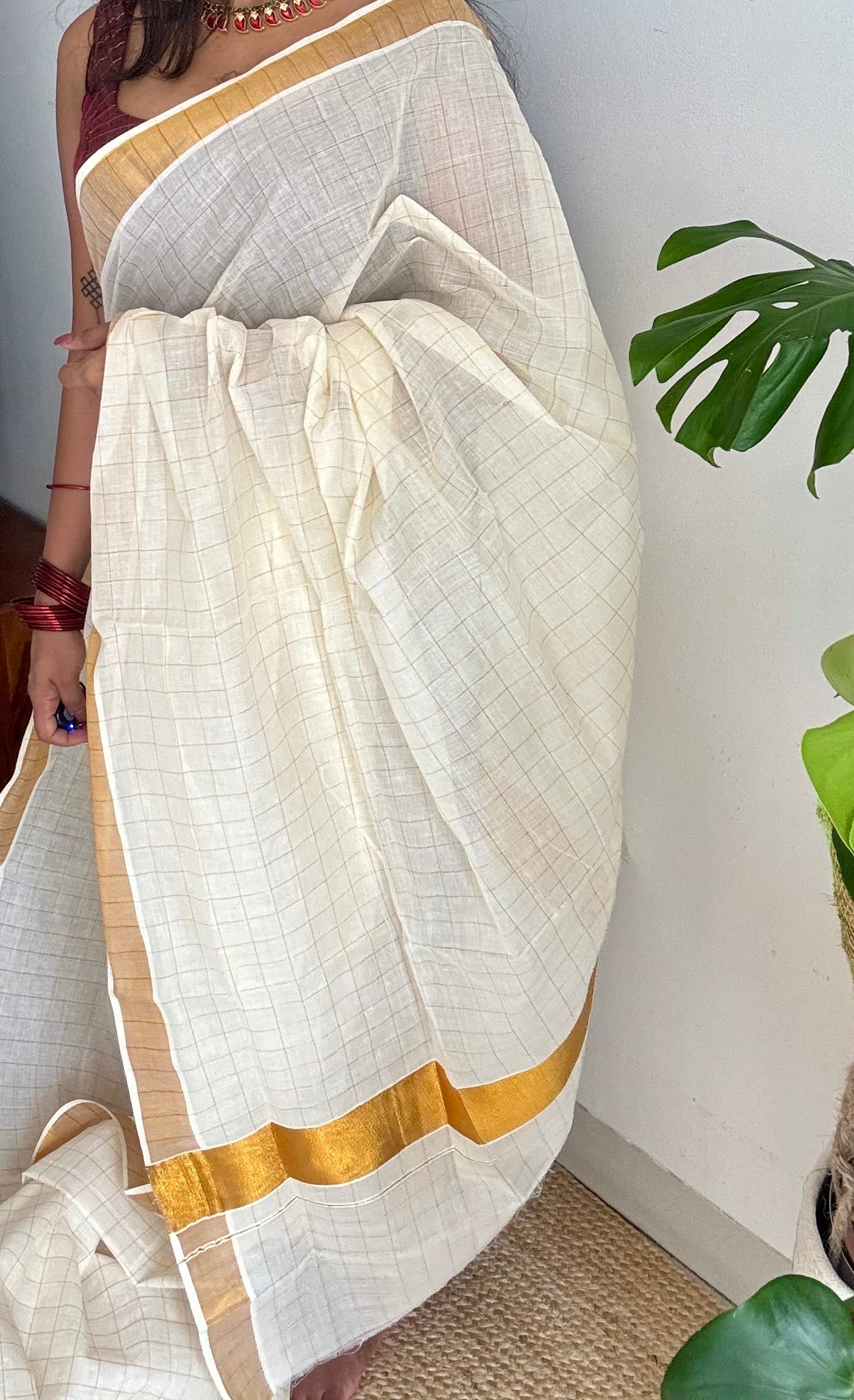 Ivory and gold soft cotton kasavu saree, checks - YCIEON79