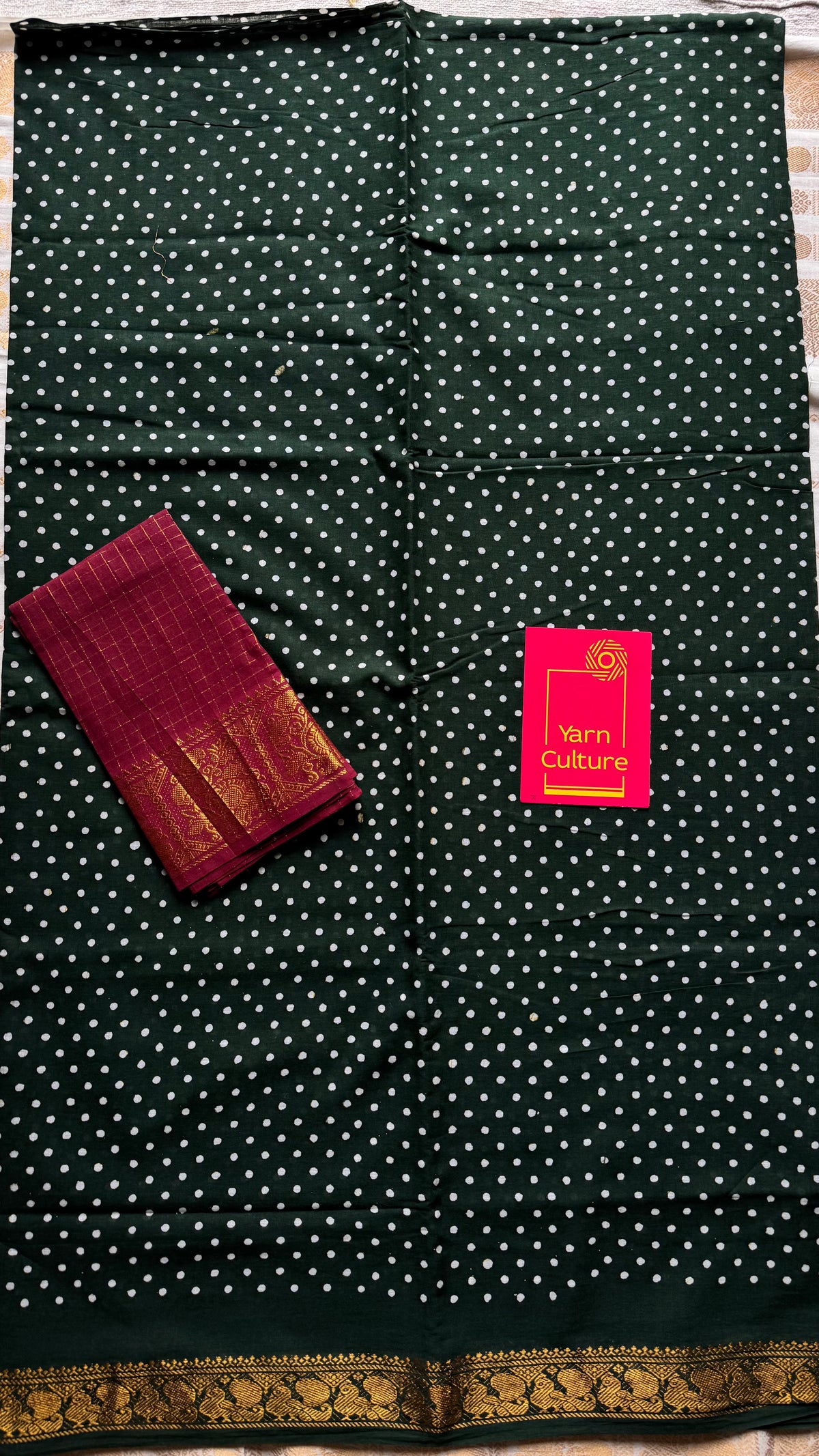 Dark green sungudi dotted, single-side border, kattuchayam dyed madurai cotton saree - YCCOTNMSSE04